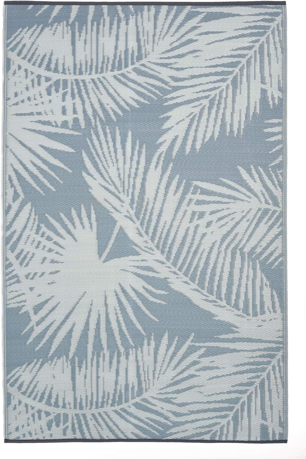 Reversible Outdoor Rug - Stain Resistant and Easy to Clean