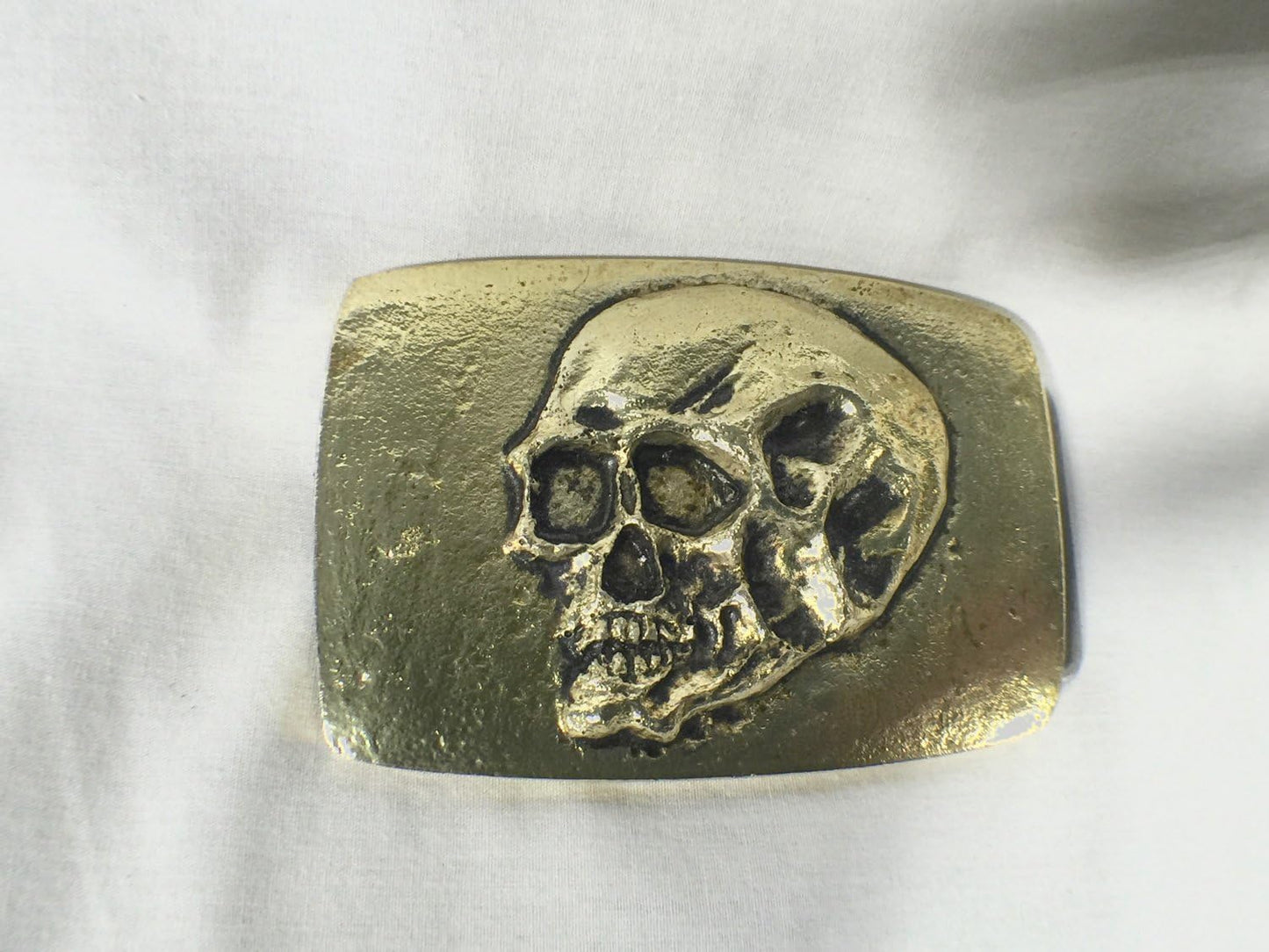 Tomb Raider Skull Belt Buckle - Solid Metal Gold Replica