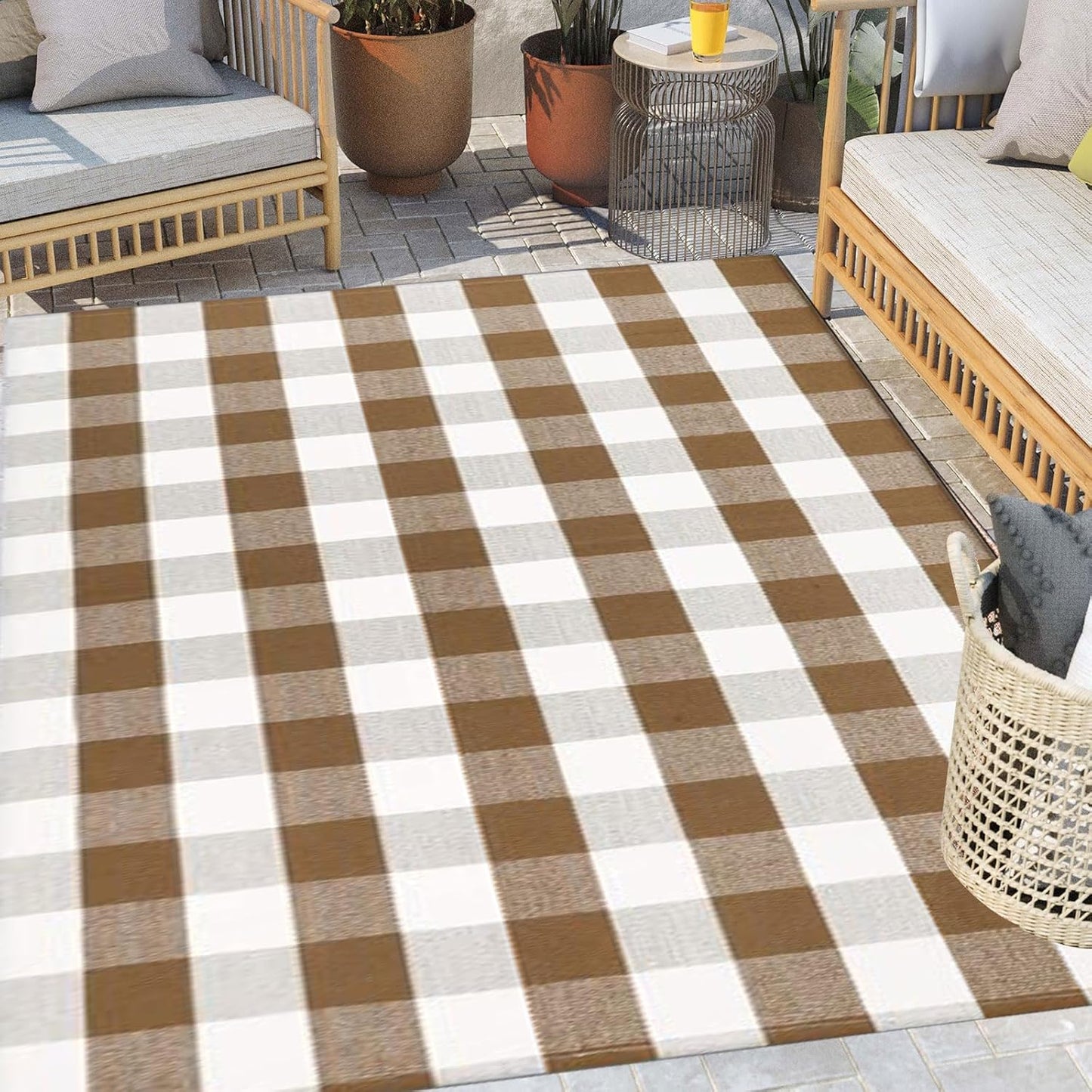 Buffalo Plaid Outdoor Rugs for Cozy Fall Front Porch Decor