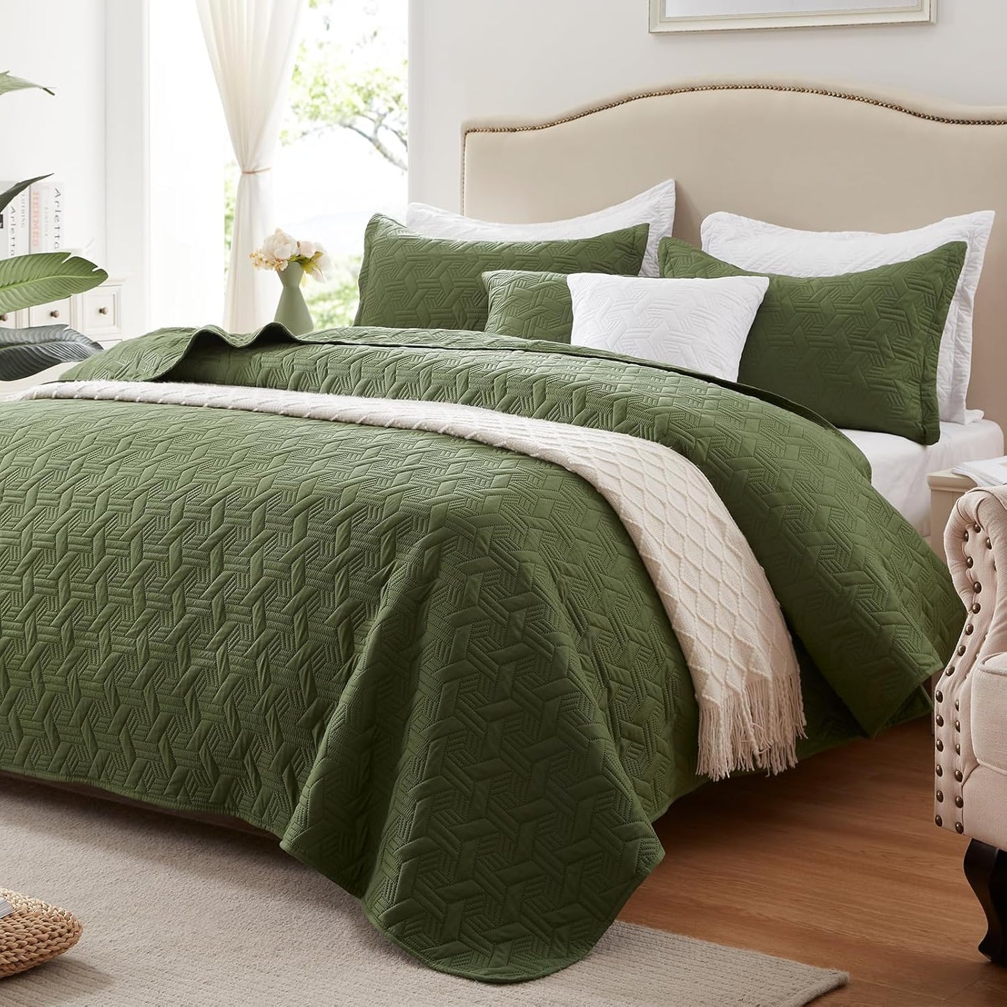 Luxurious Olive Green King Size Quilt Set for All Seasons
