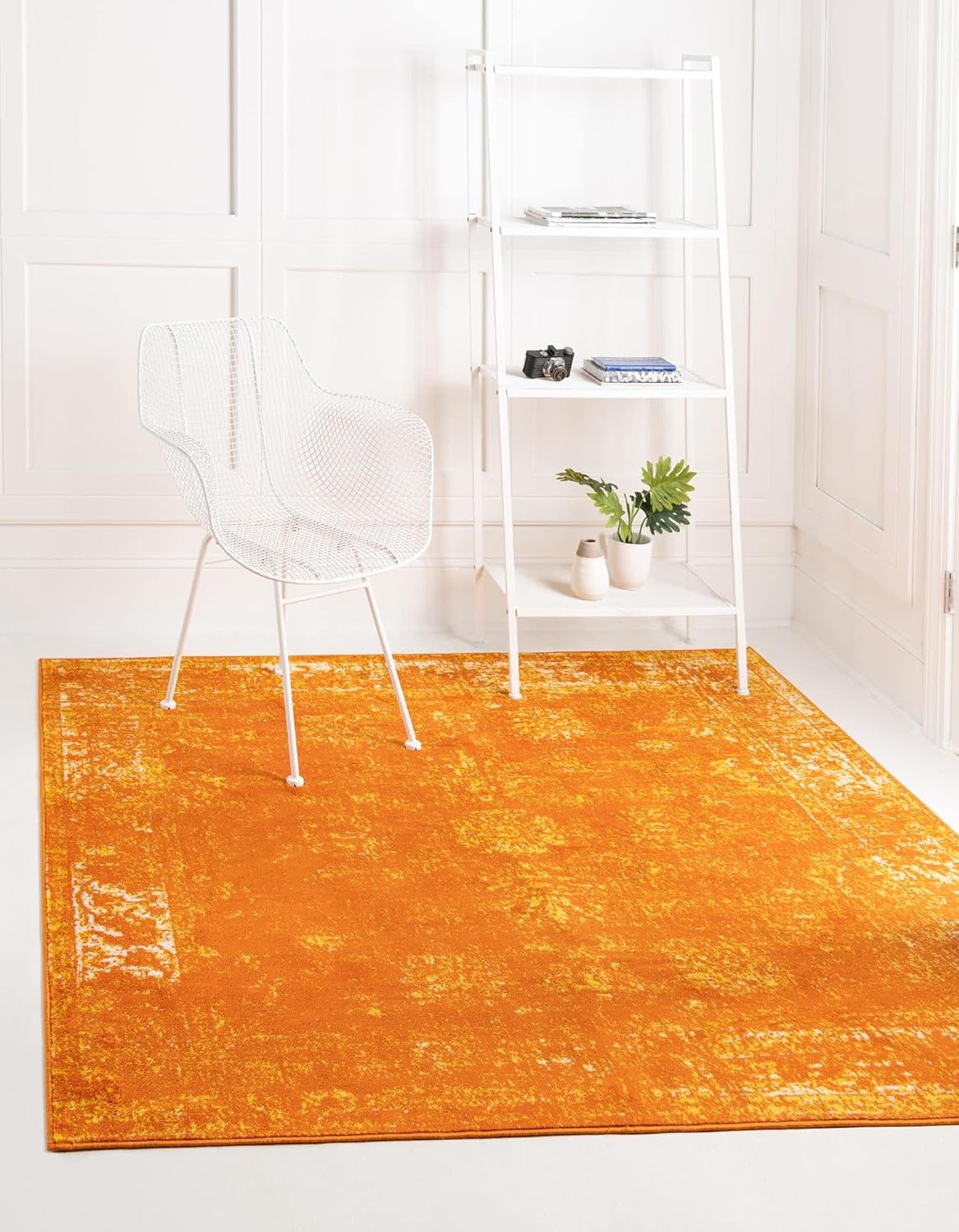 Unique Loom Sofia Collection Area Rug - Casino in Orange/Ivory