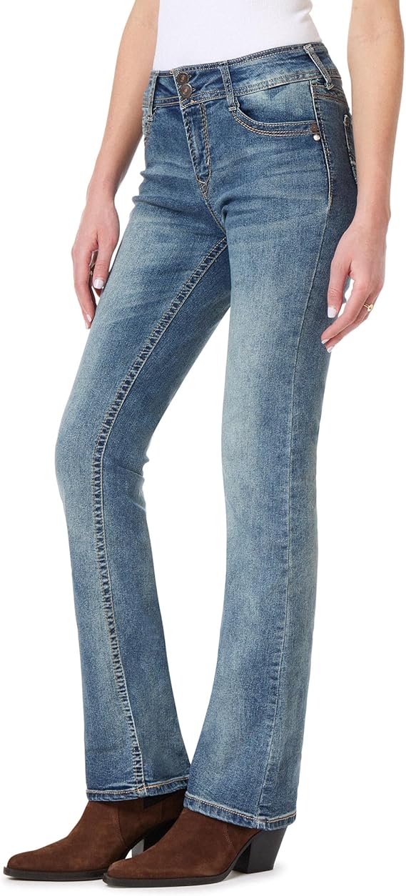 WallFlower Women's Luscious Curvy Bootcut Mid-Rise Jeans Review