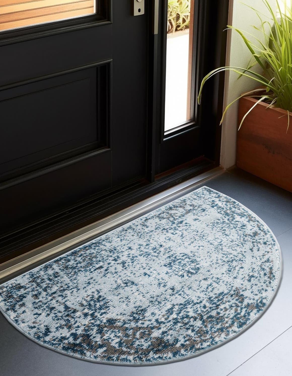 Unique Loom Sofia Collection Area Rug - Casino in Light Blue