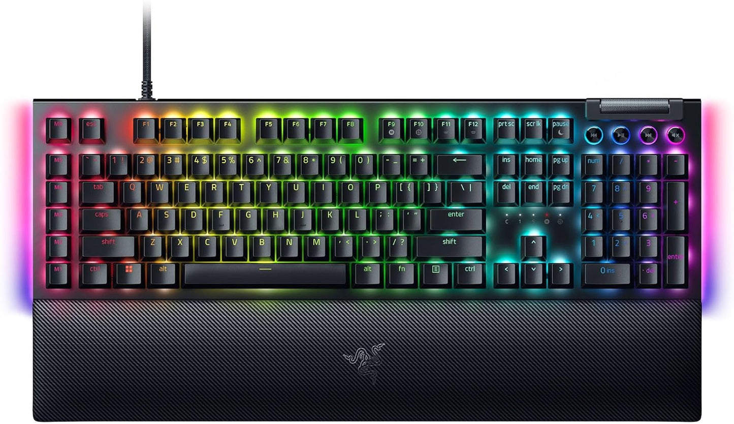 Razer Blackwidow V4: Clicky Green Switches & RGB