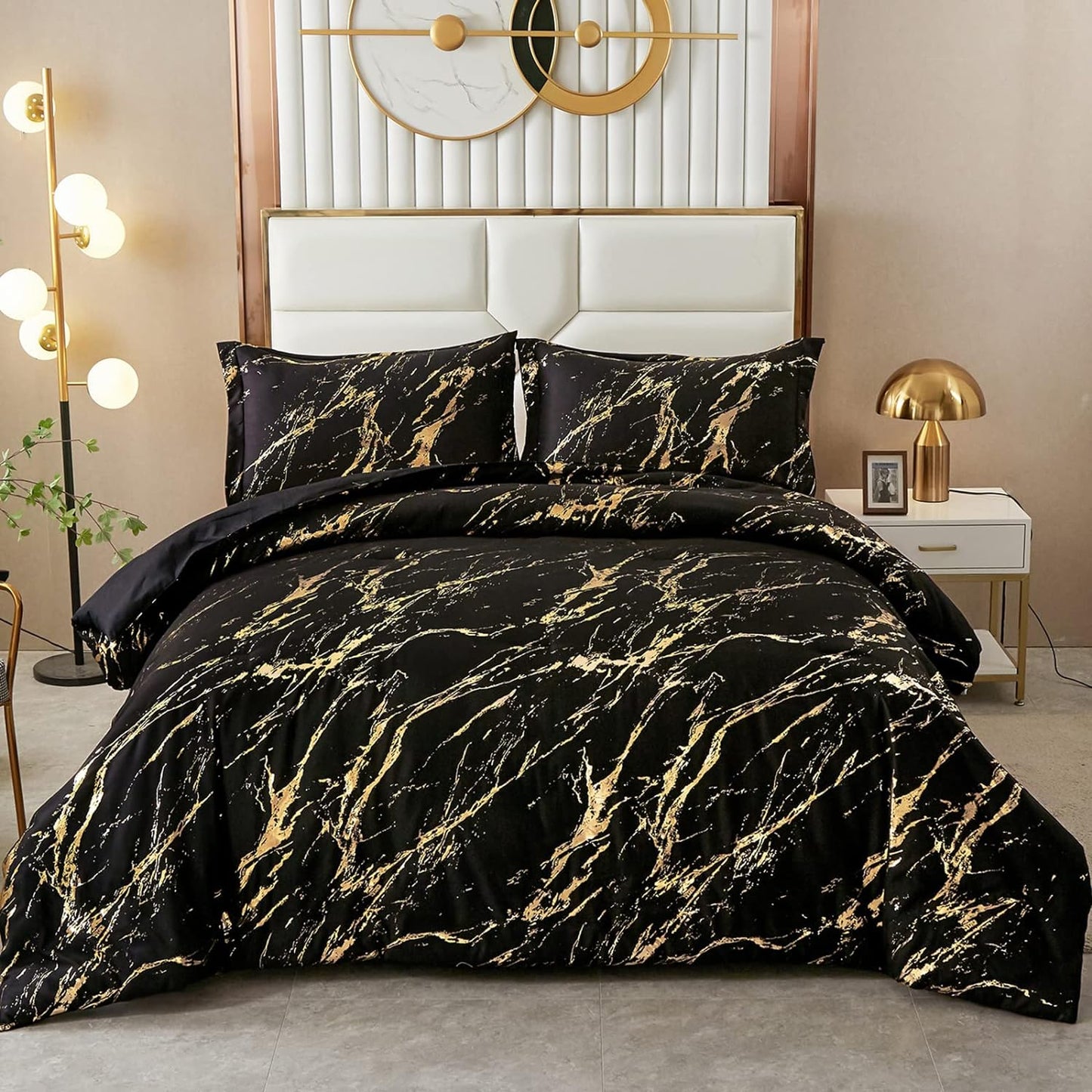 Luxurious Black Gold Metallic Marble Comforter Set for King Size