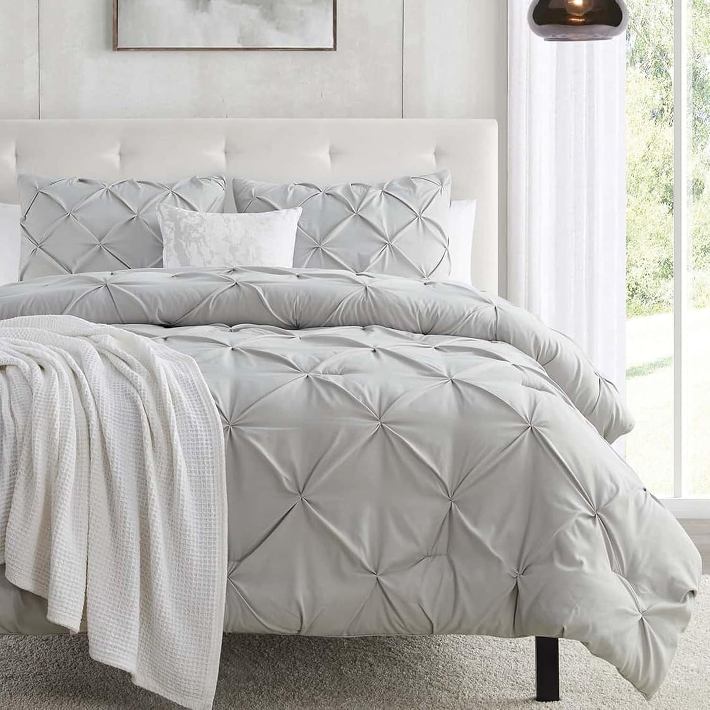Luxurious Light Grey Duvet Cover Set for Queen Size Beds