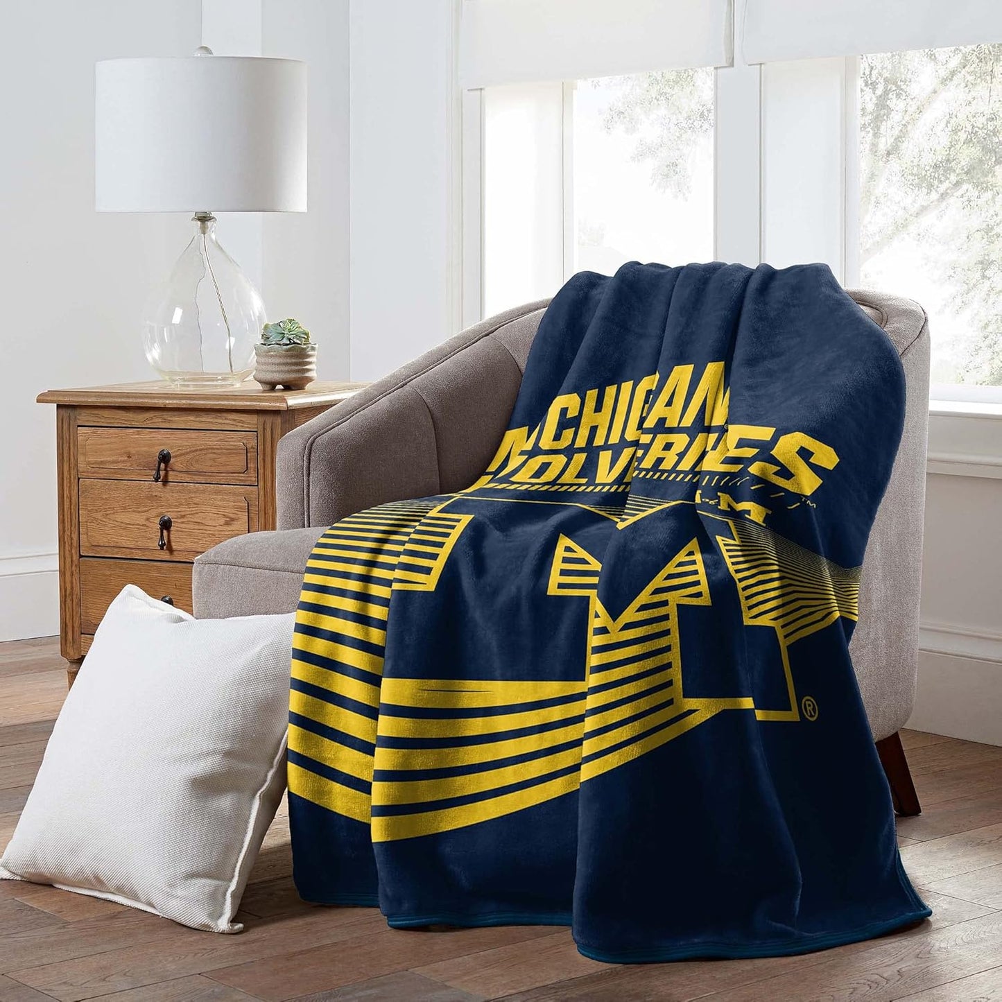 Michigan Wolverines 60in x 80in Fleece Blanket for Fans