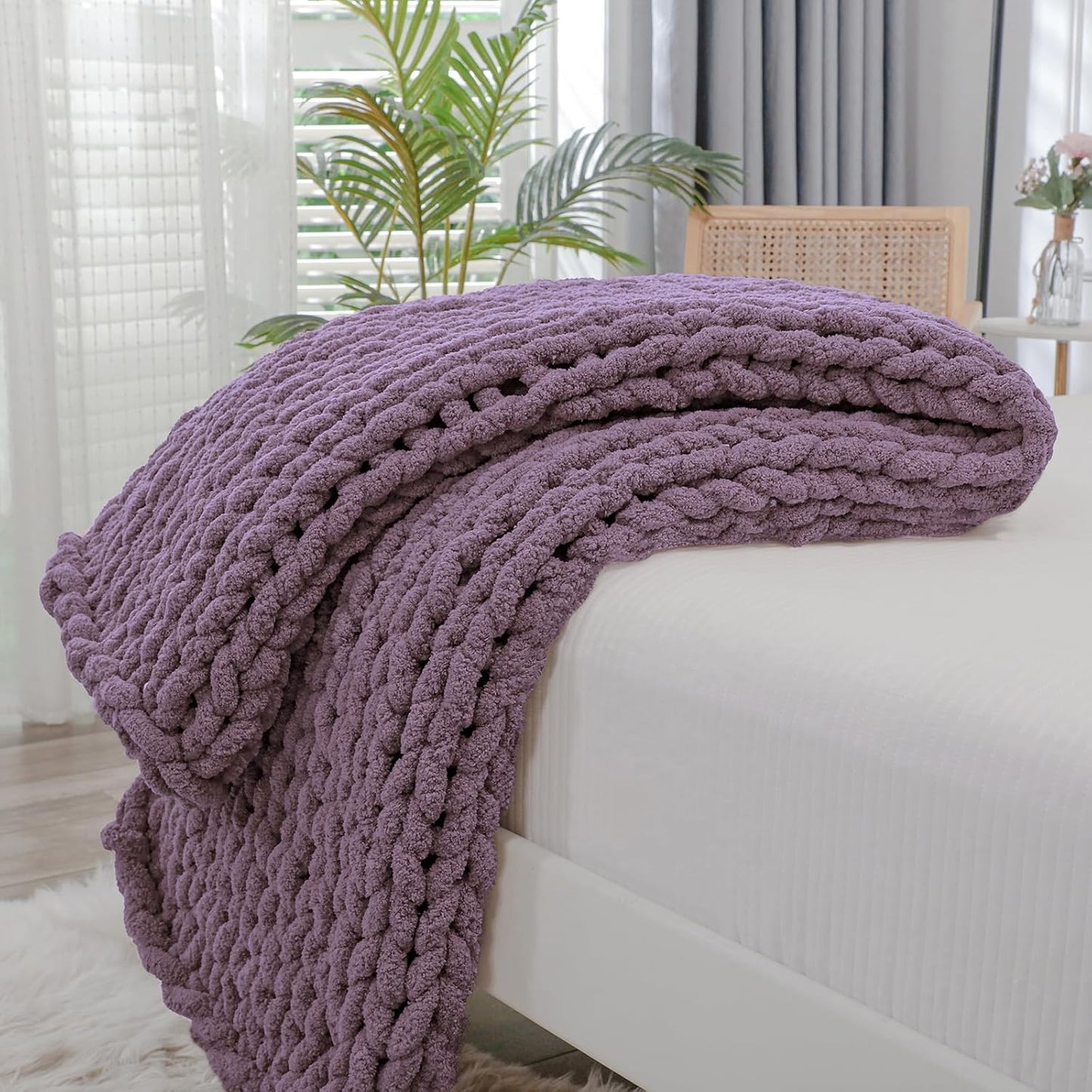 Bigacogo Chunky Knit Throw Blanket for Cozy Winter Comfort