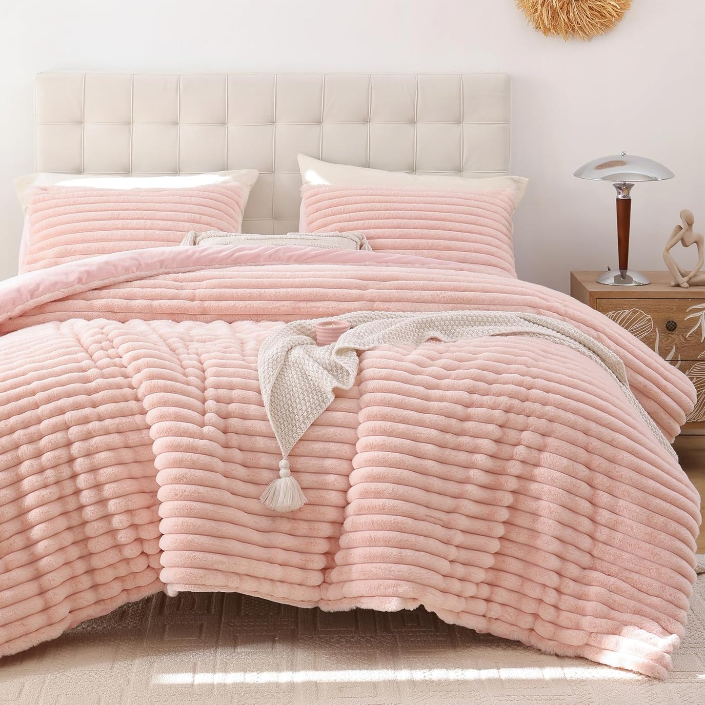 Smoofy Fluffy Queen Size Comforter Set for Cozy Elegance