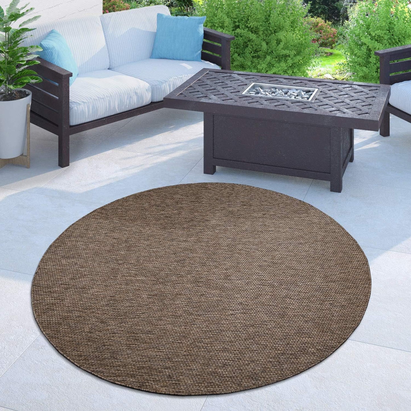 Solid Outdoor Rug for Patio or Balcony Weatherproof Mottled Brown