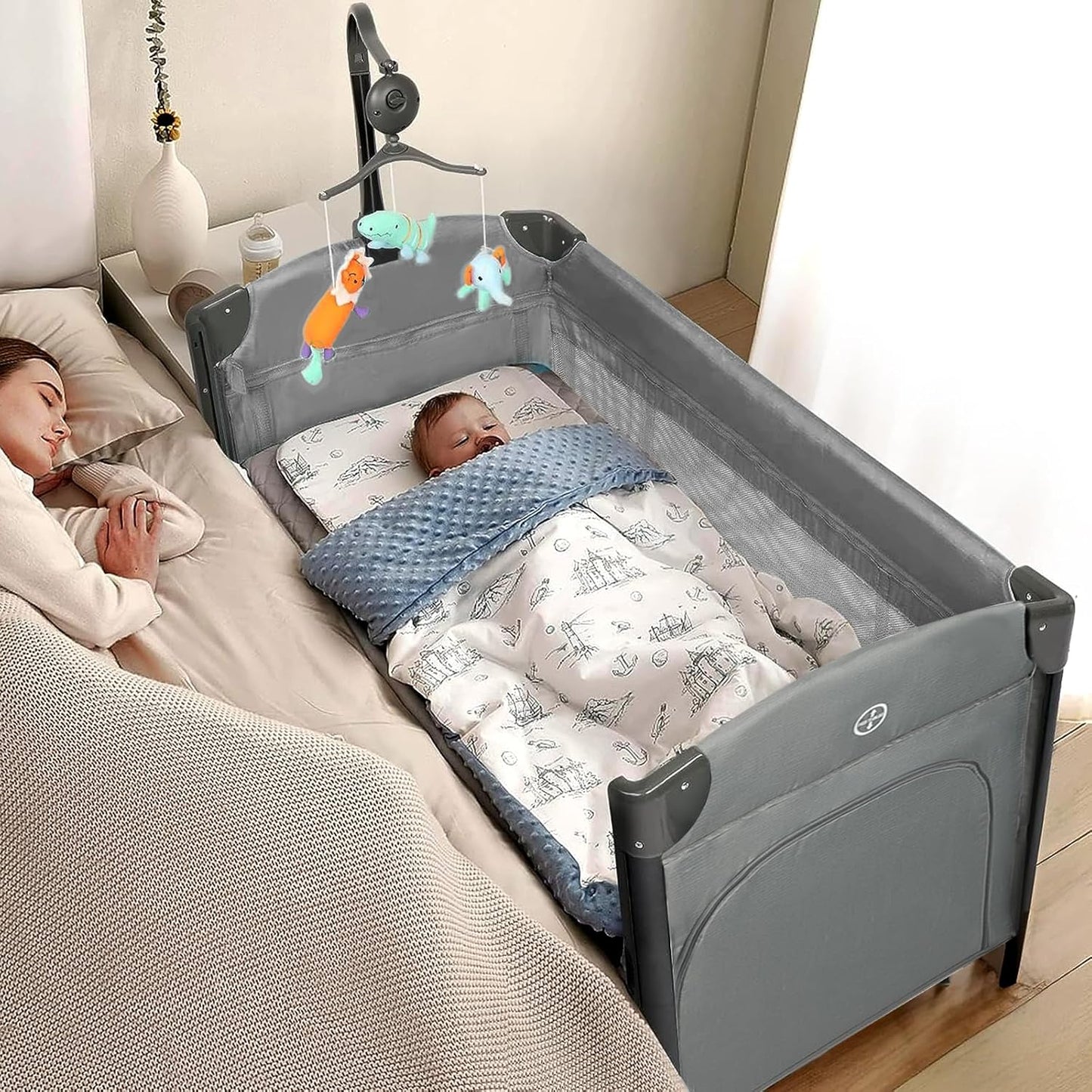 JOYMOR Baby Bedside Bassinet with Quick Foldable Design