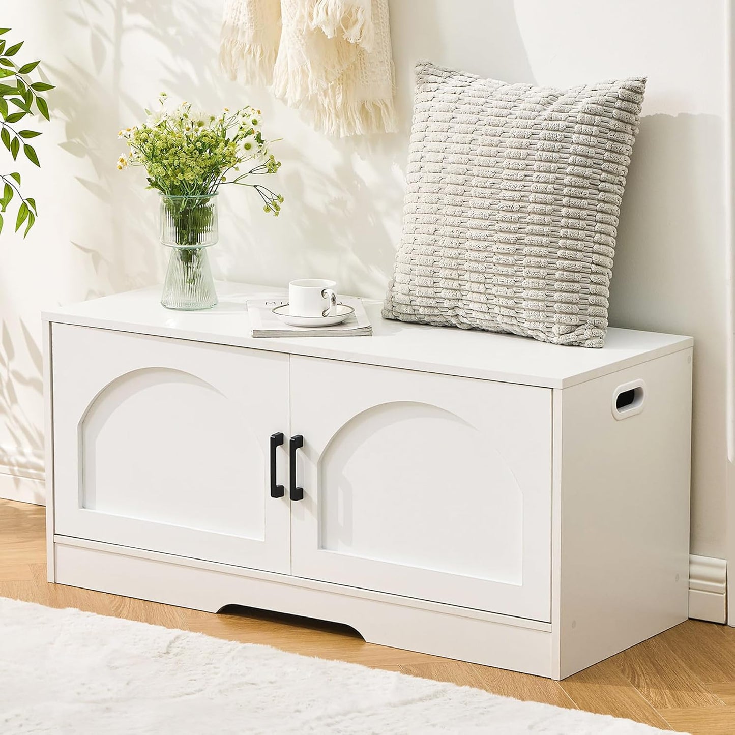 Sturdy Storage Bench with Adjustable Shelf for Entryway Use
