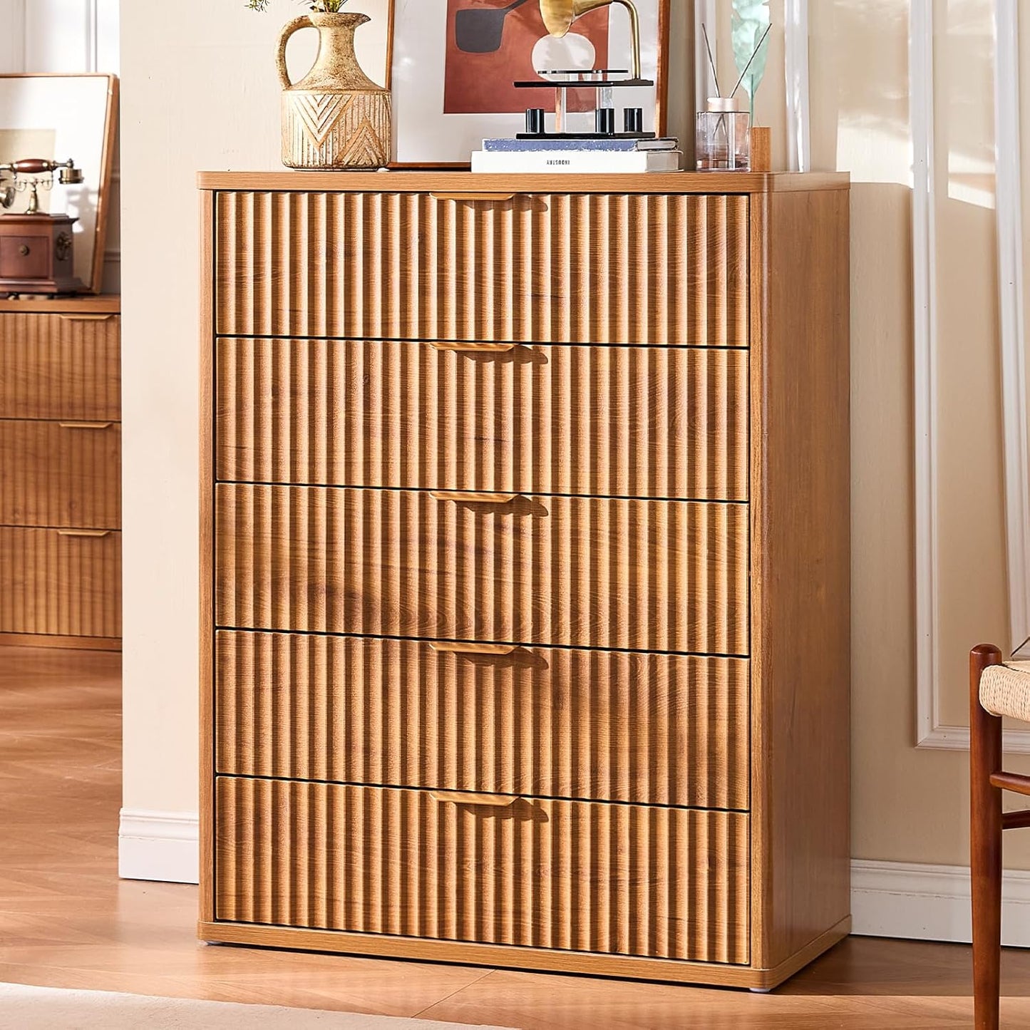 Fluted 5 Drawers Dresser for Bedroom - Modern Chest of Drawers