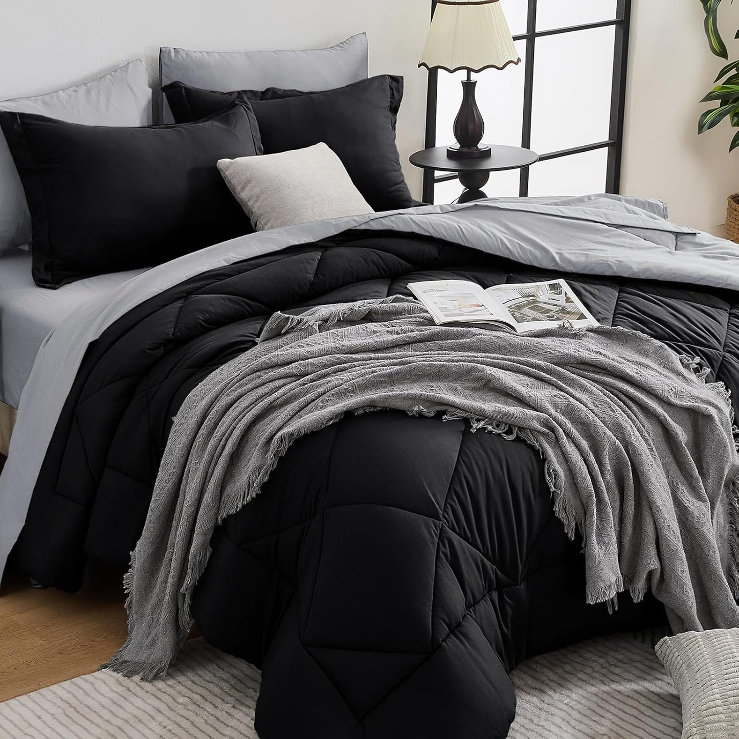 HEVUMYI King Comforter Set - Luxuriously Soft Bedding for All Seasons