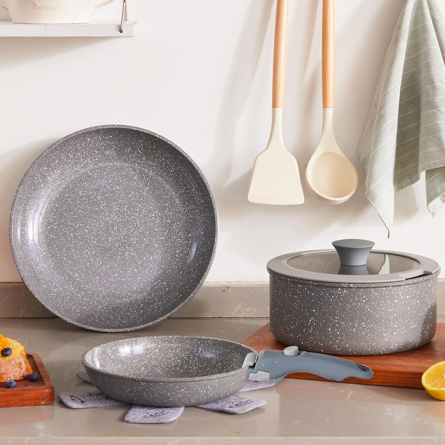 Gray Non Stick Pot and Pan Set with Removable Handle for Cooking