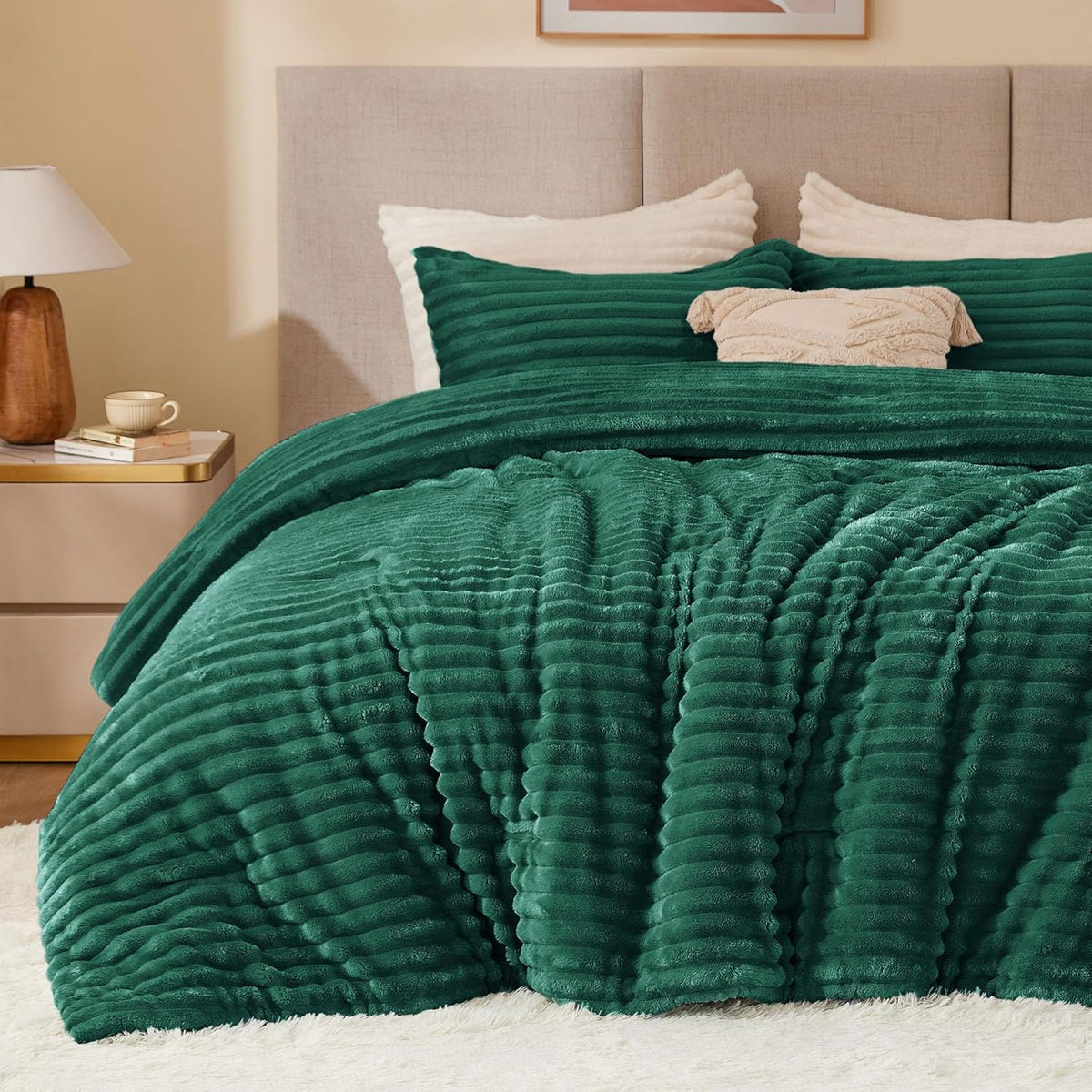 BEDELITE Fleece Queen Comforter Set - Soft Warm Dark Green Bedding