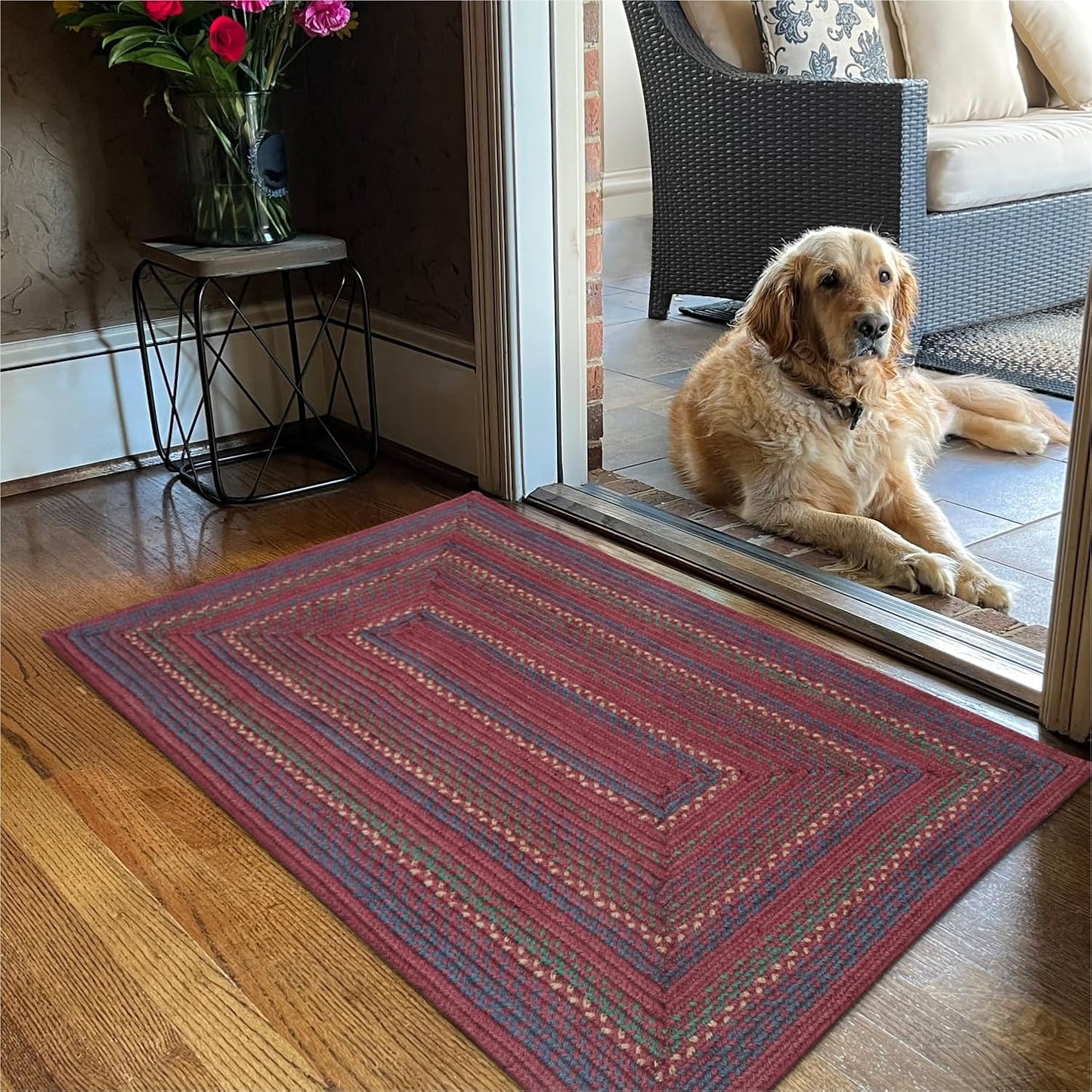 Jamestown Small Braided Rug 20x30 in Burgundy and Navy Jute