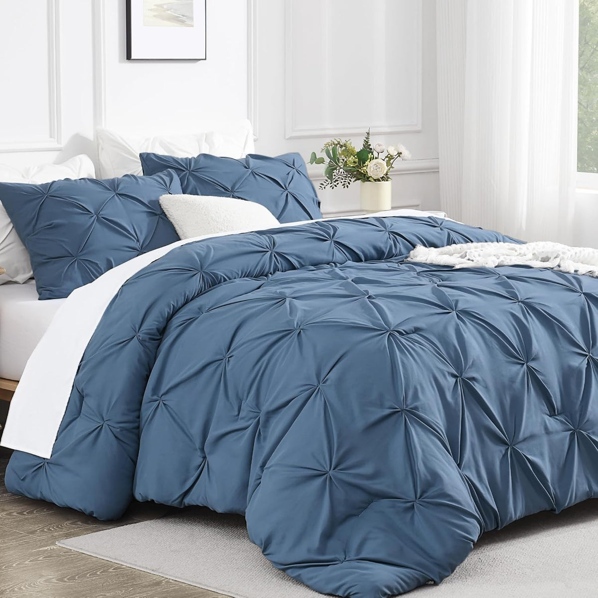 Ocean Blue Queen Comforter Set - Soft Microfiber Pintuck Bedding