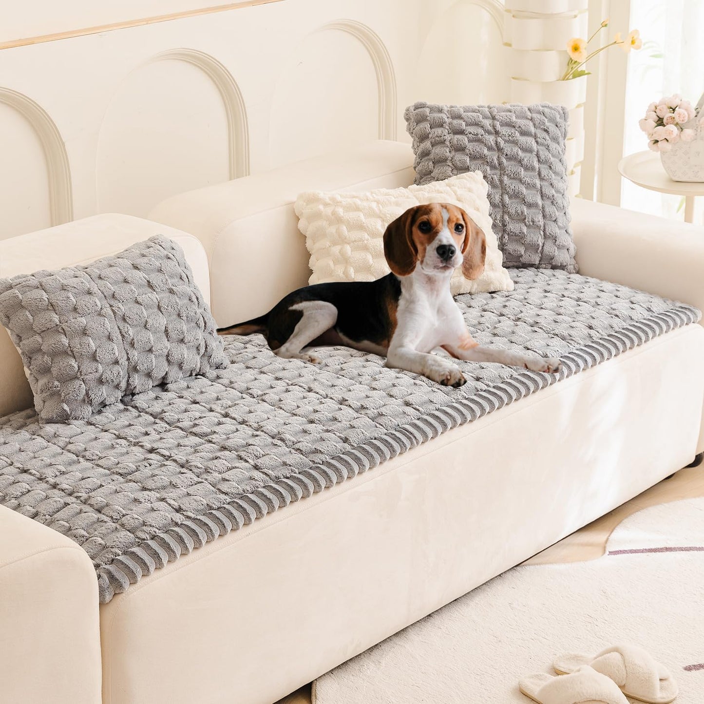Non-Slip Couch Cover for Dogs - Fuzzy Pet-Friendly Protector