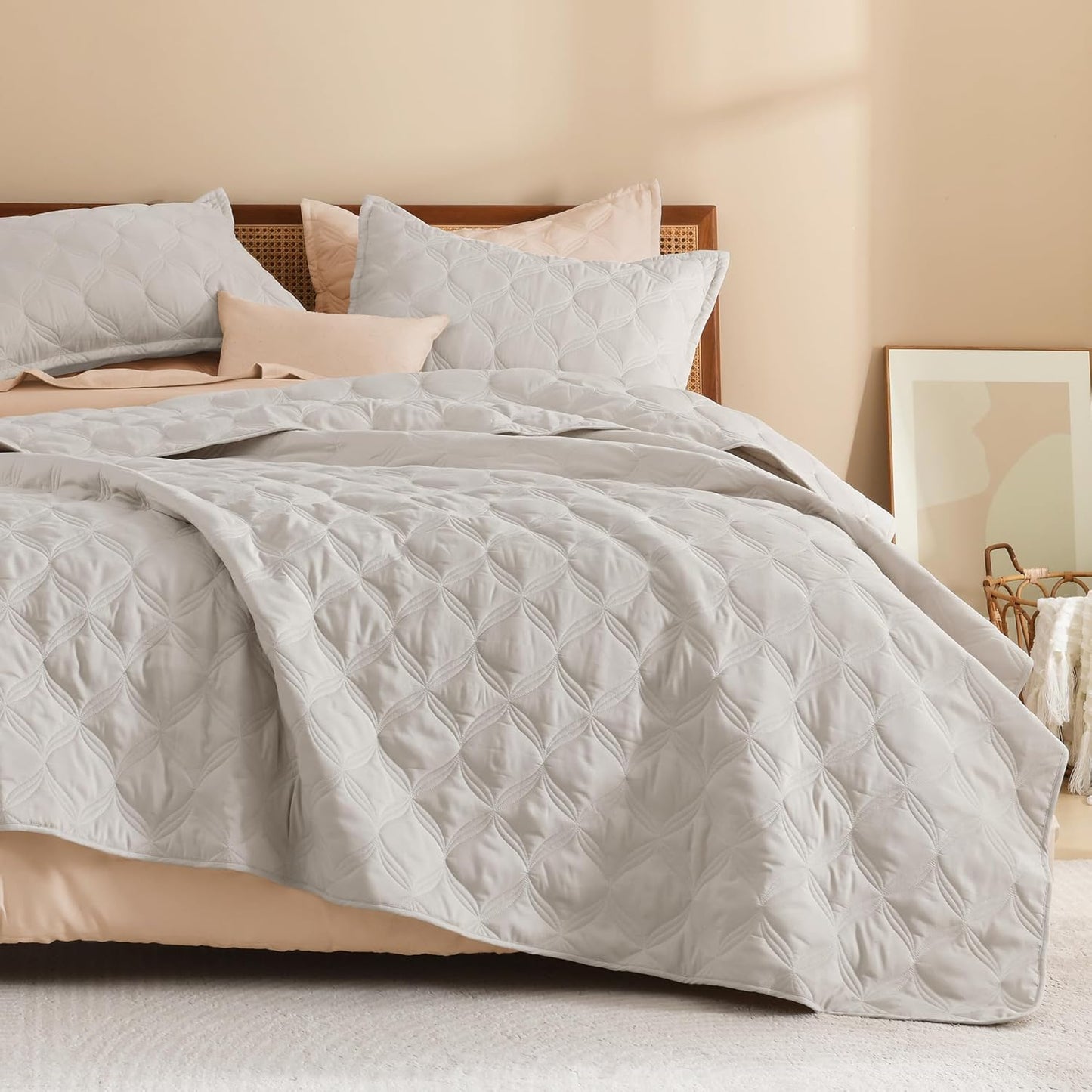 Litanika Oversized King Quilt Set for Cozy All-Season Comfort