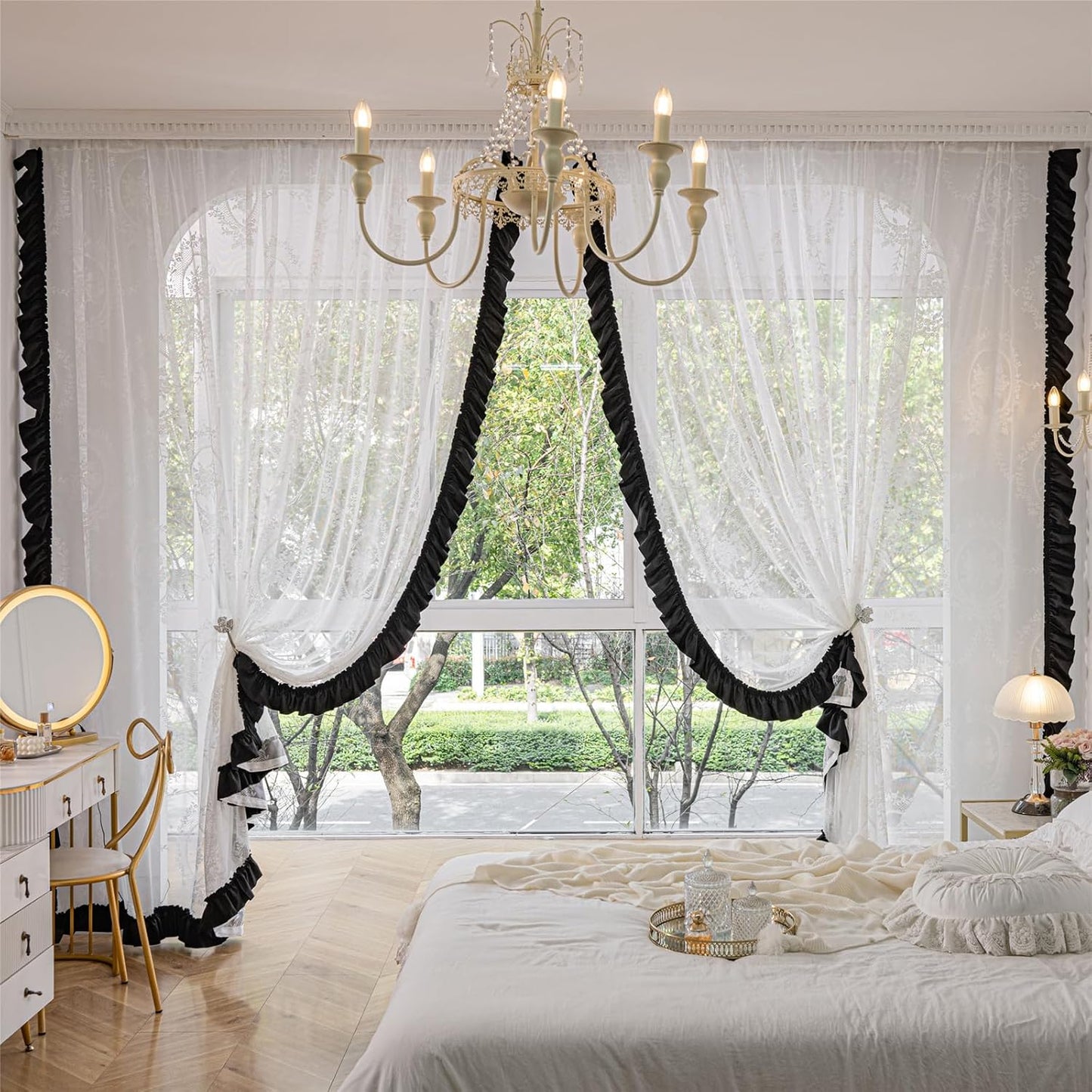 Black & White Lace Curtains: Vintage Charm 84