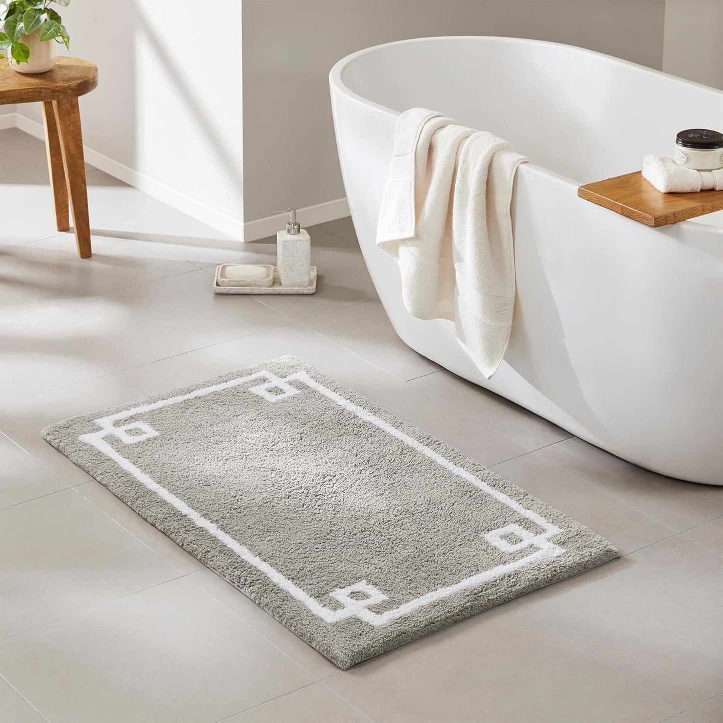 Madison Park Evan 100% Cotton Bathroom Rug for Luxurious Comfort