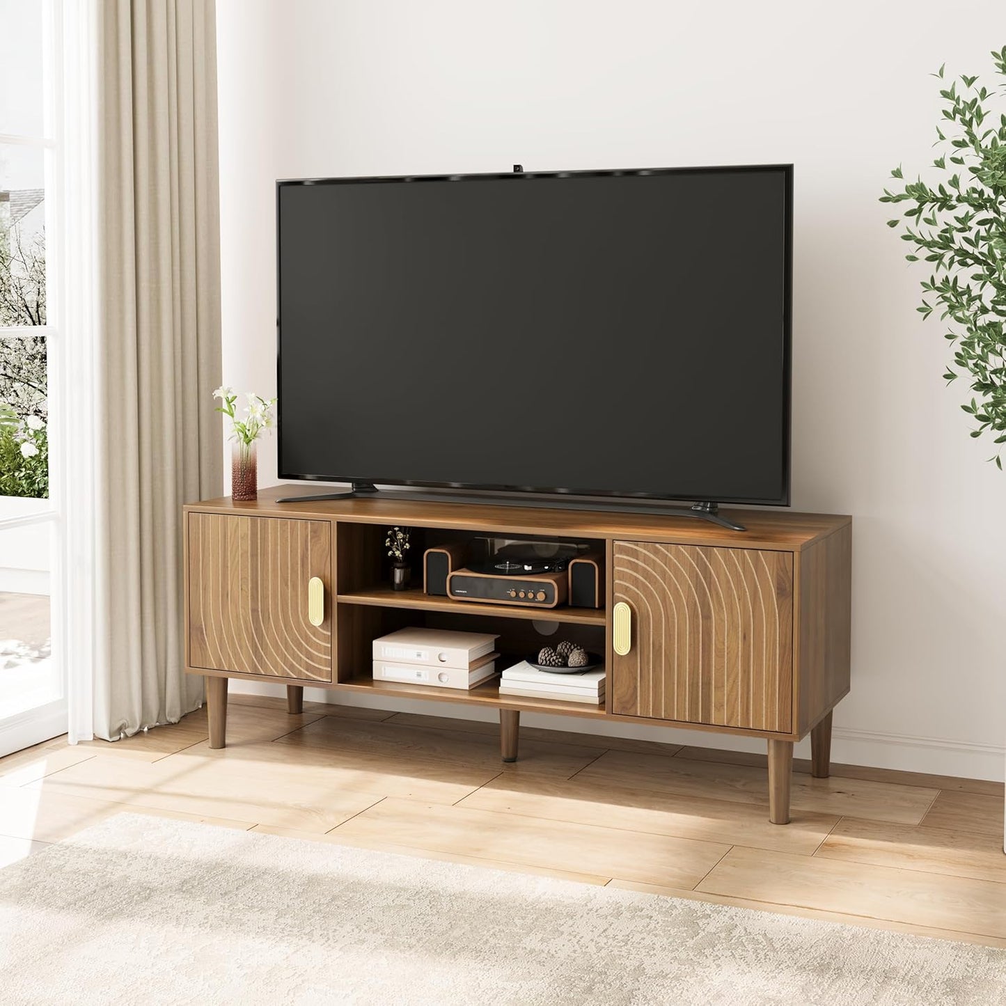 Mid Century Modern TV Stand: Stylish & Spacious Console