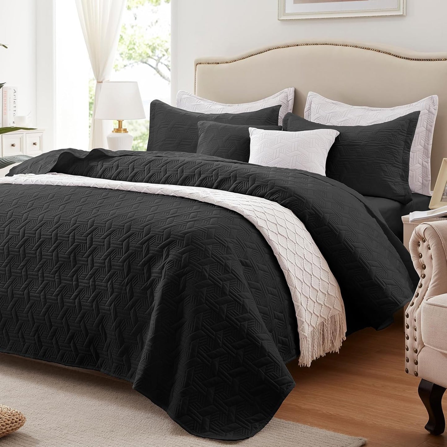 LEAONME King Size Quilt Set - Luxurious Lightweight Bedspread