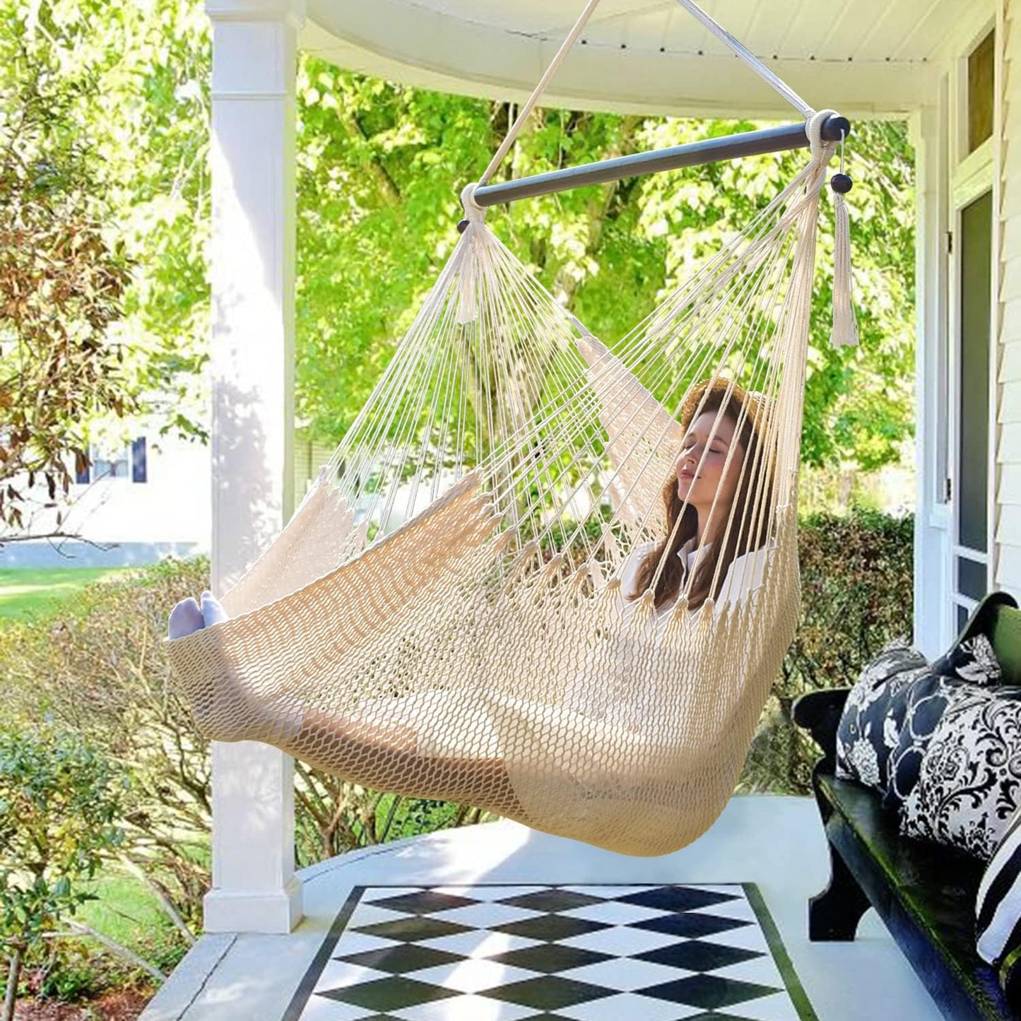 Extra Large Hammock Chair with Spreader Bar for Ultimate Comfort