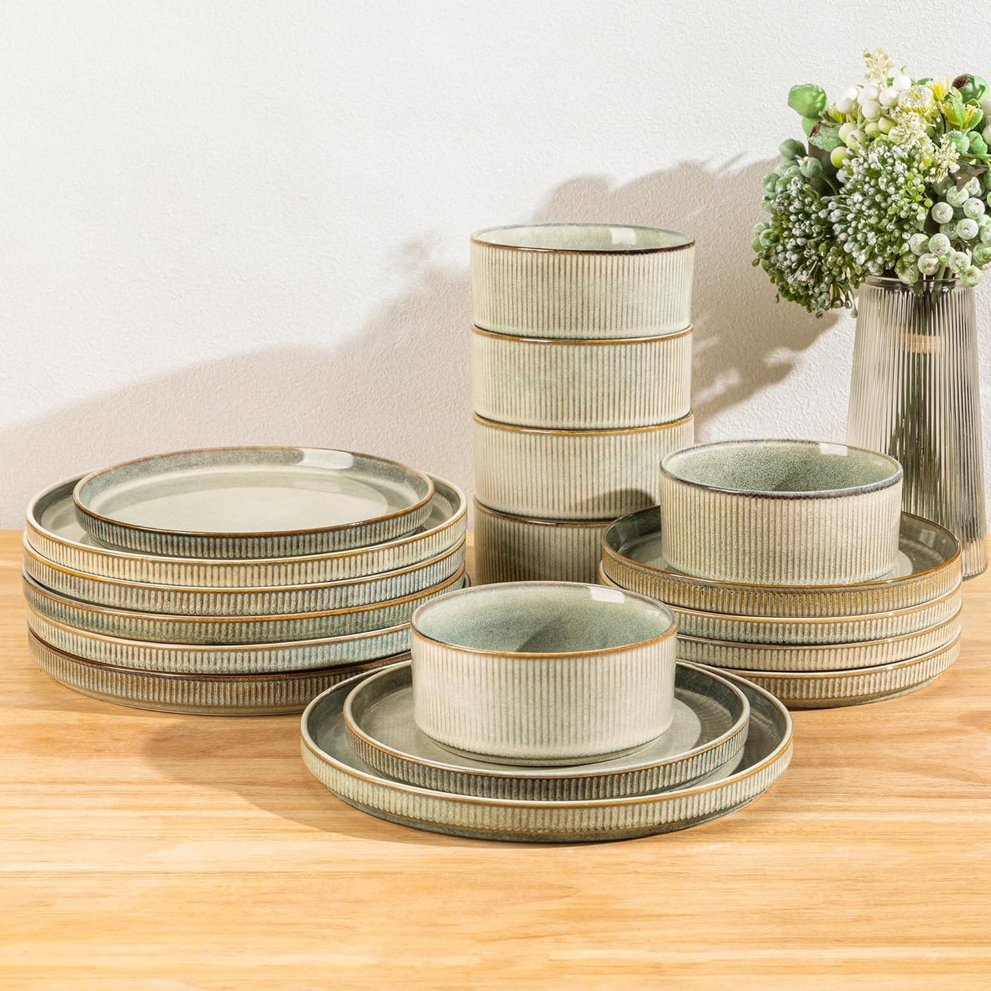 GBHOME Stoneware Dinnerware Set for 8, Unique & Durable Plates