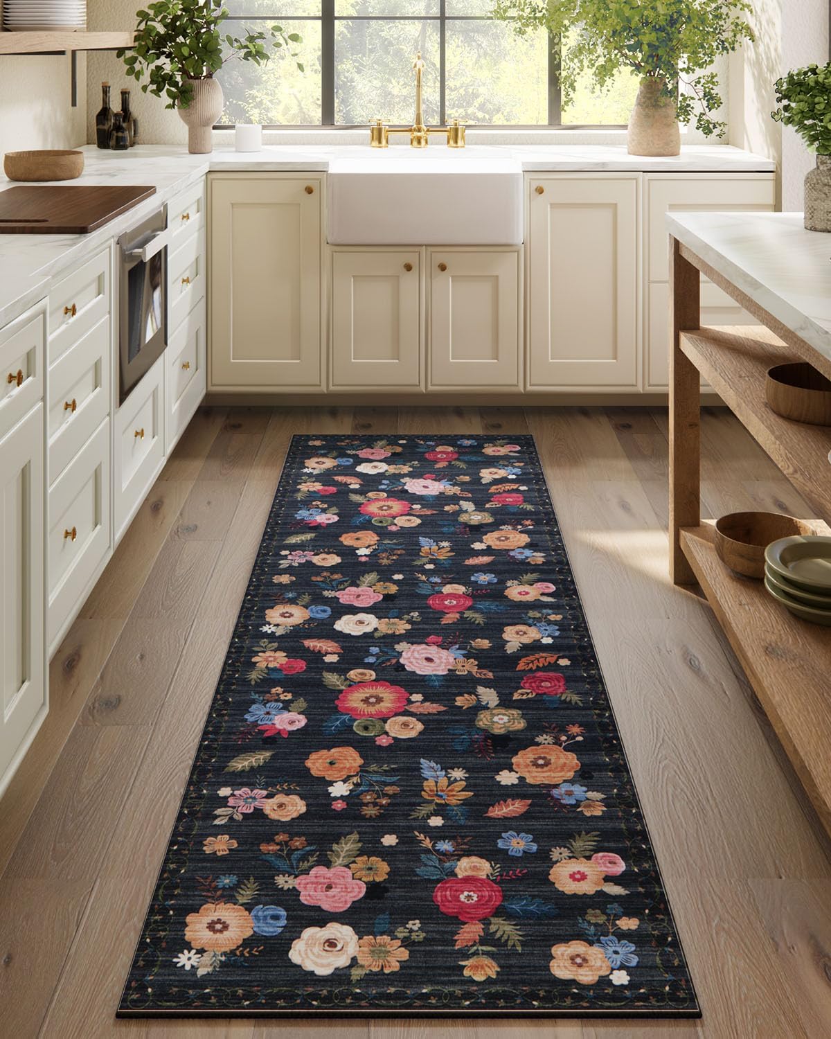 Machine Washable Runner Rug for Hallway: Soft Floral Design