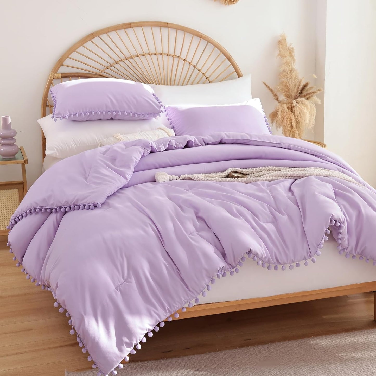 YIRDDEO Twin Comforter Set with Ball Pom Fringe for Cozy Sleep