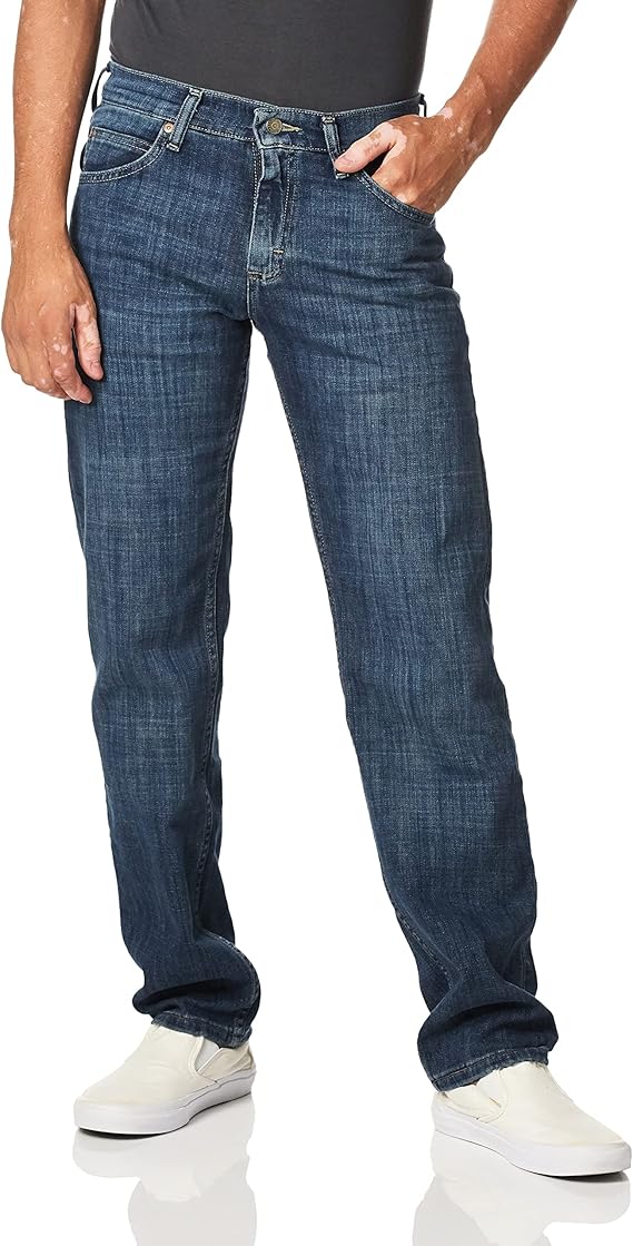 Lee Men's Regular Fit Straight Leg Jean for Everyday Comfort