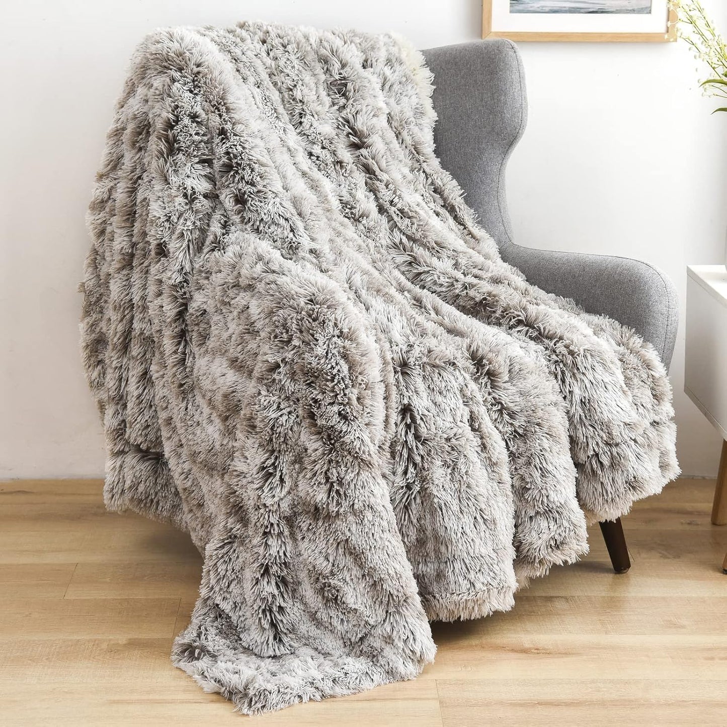 Fuzzy Faux Fur Throw Blanket for Couch Sofa Bed - Super Soft