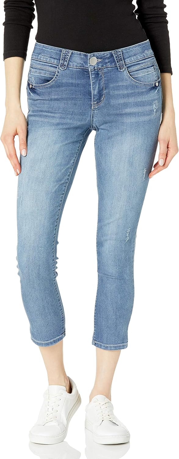 Democracy Women's Ab Solution Crop: Comfort Meets Style