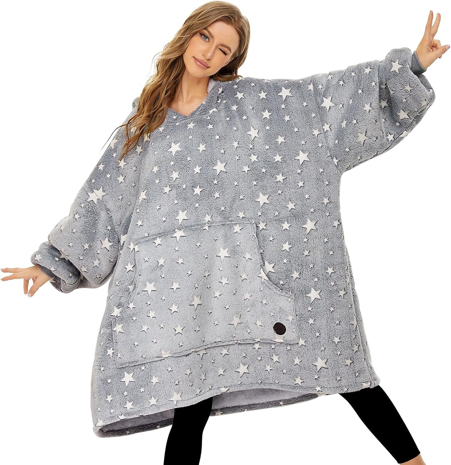 THREE POODLE Wearable Blanket Hoodie for Ultimate Comfort