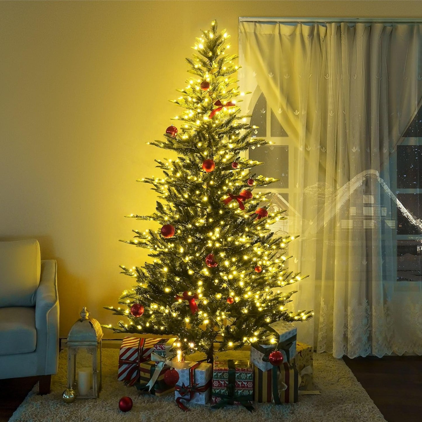 Lujan 6.5ft Prelit Artificial Christmas Tree with 500 Lights