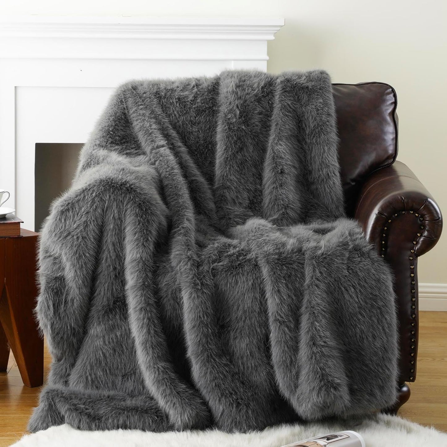 Luxury Fluffy Grey Faux Fur Throw Blanket for Cozy Comfort