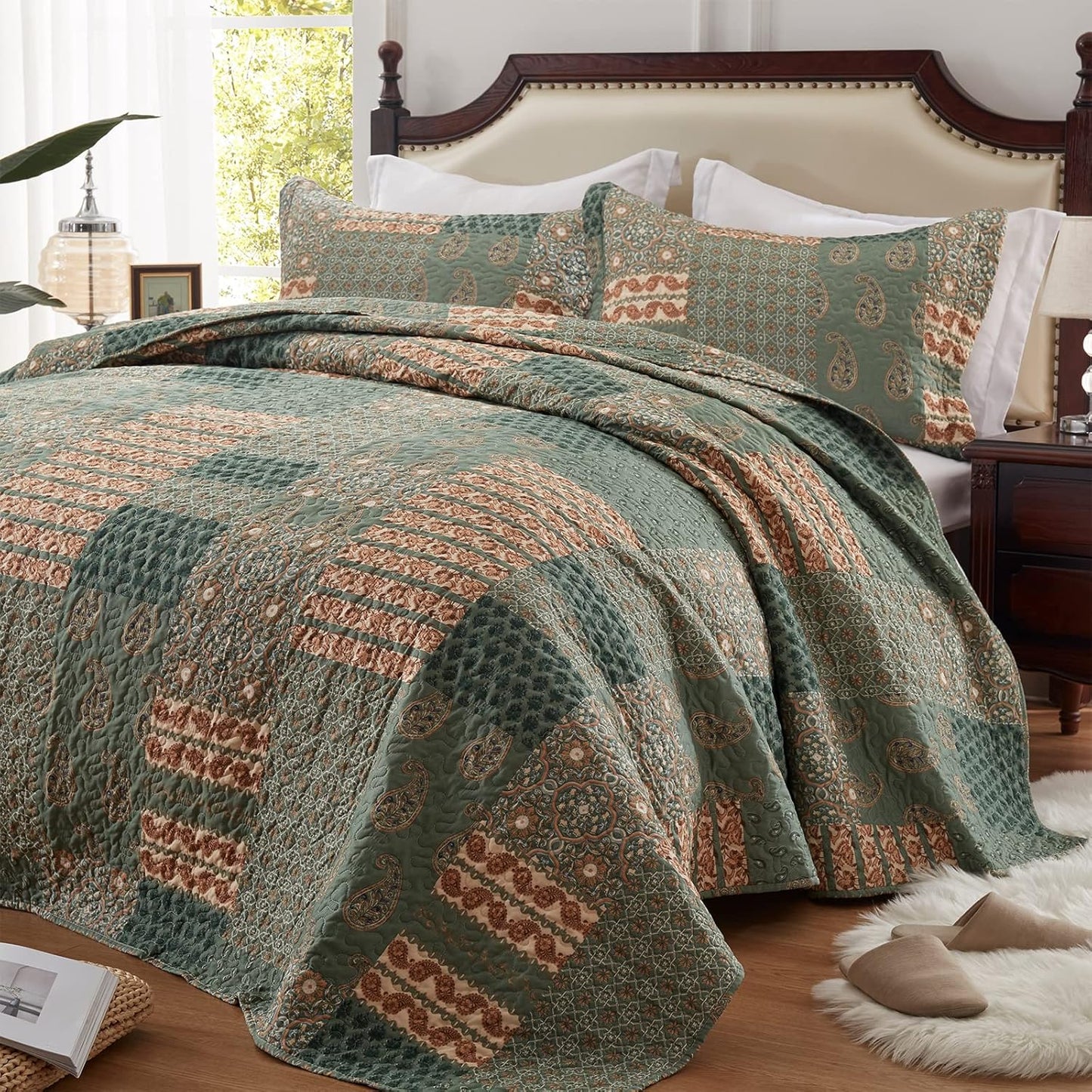 LEAONME King Size Quilt Set Lightweight Floral Paisley Design