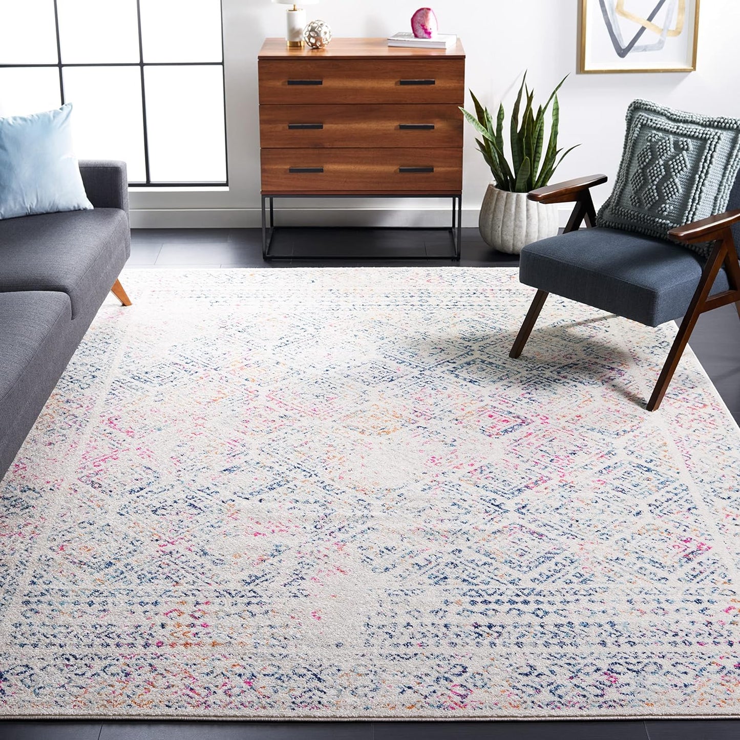 SAFAVIEH Tulum Collection Area Rug - Stylish & Durable Design