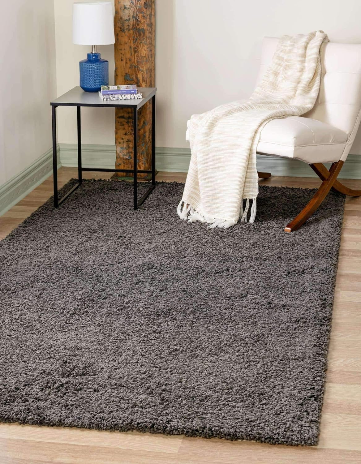 Unique Loom Solid Shag Collection Area Rug in Graphite Gray