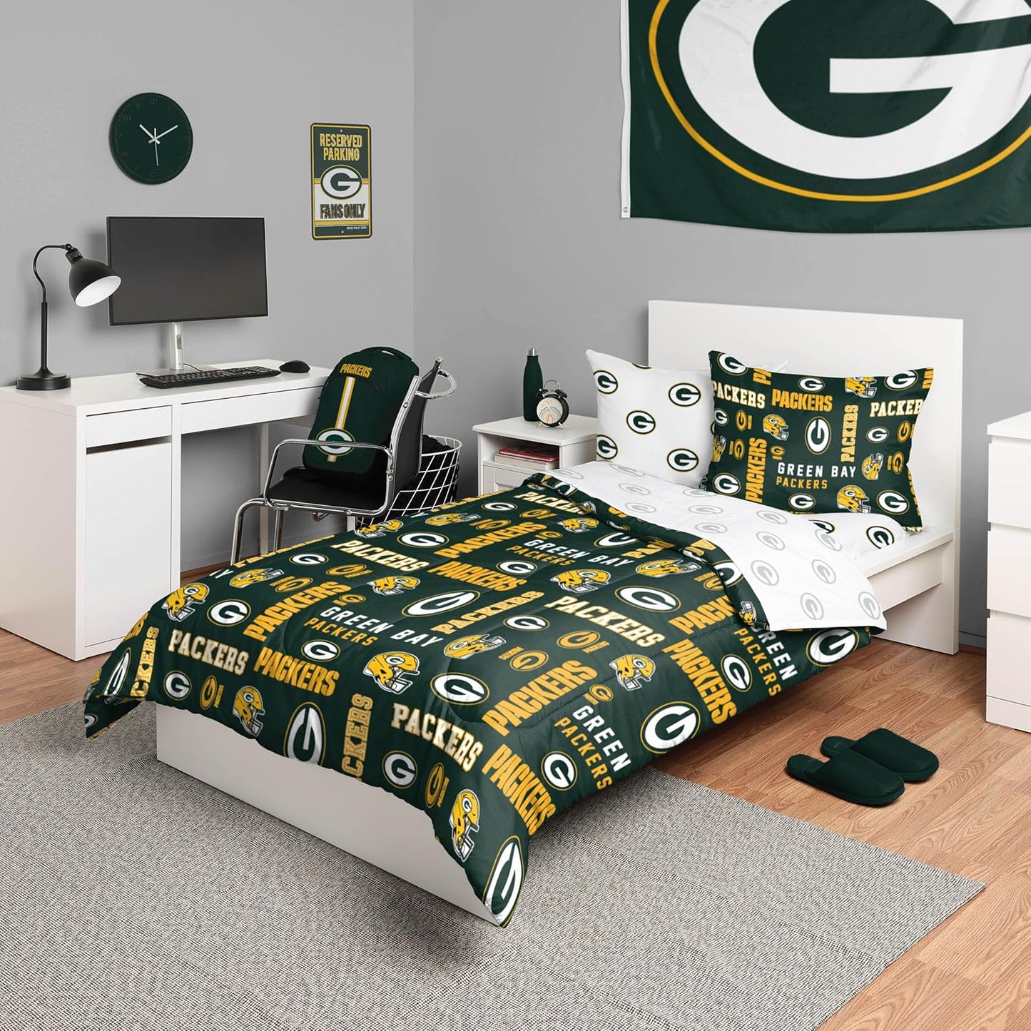 NFL Team Logo Bed in a Bag Comforter Set for Ultimate Fans