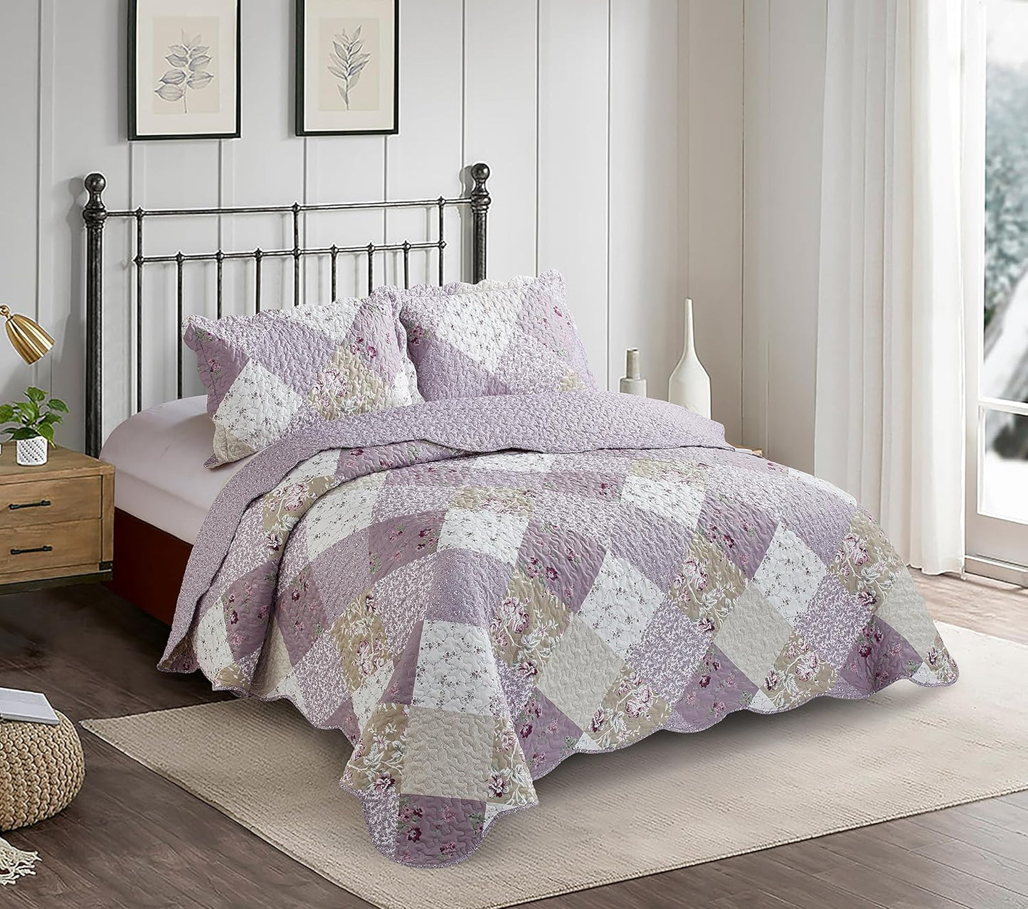 Brilliant Sunshine Lilac and Beige Rose Patchwork Quilt Set