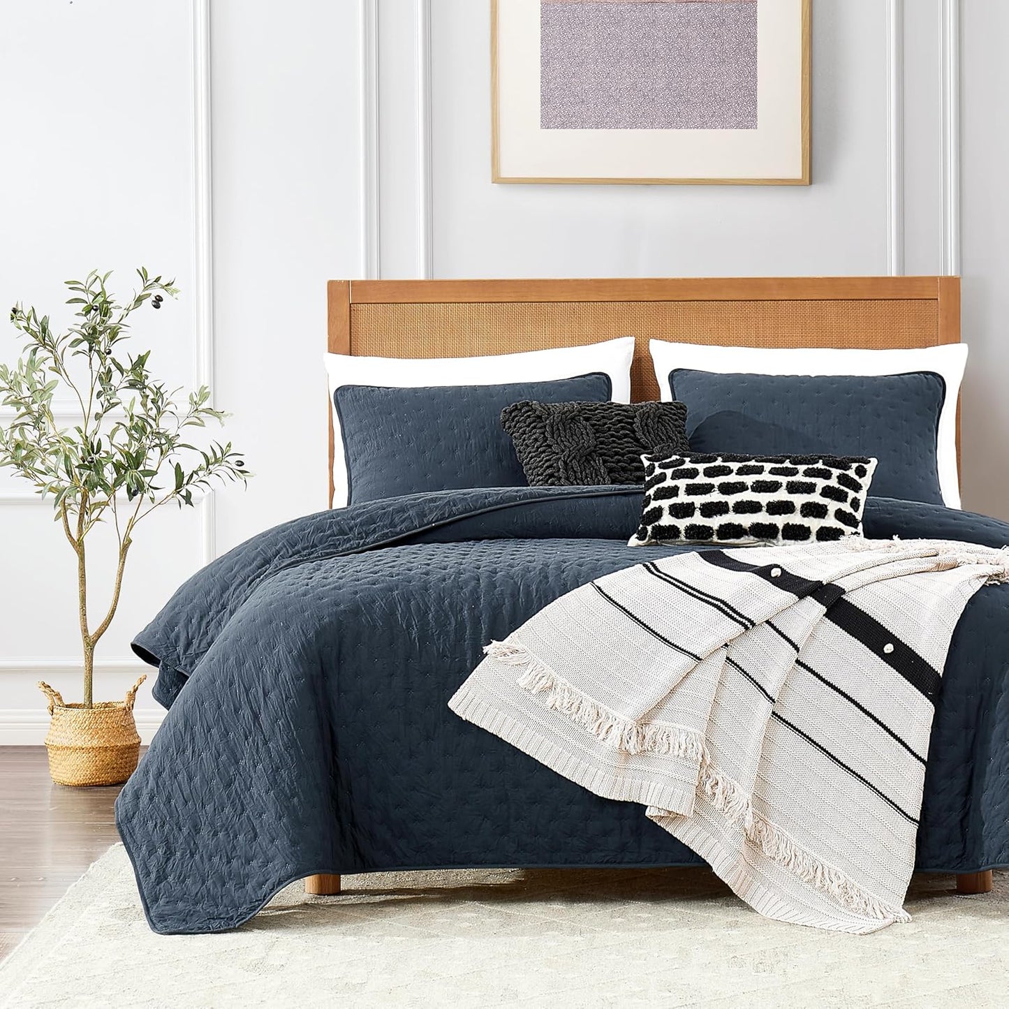 ROARINGWILD Navy Blue Queen Size Quilt Bedding Set for All Seasons
