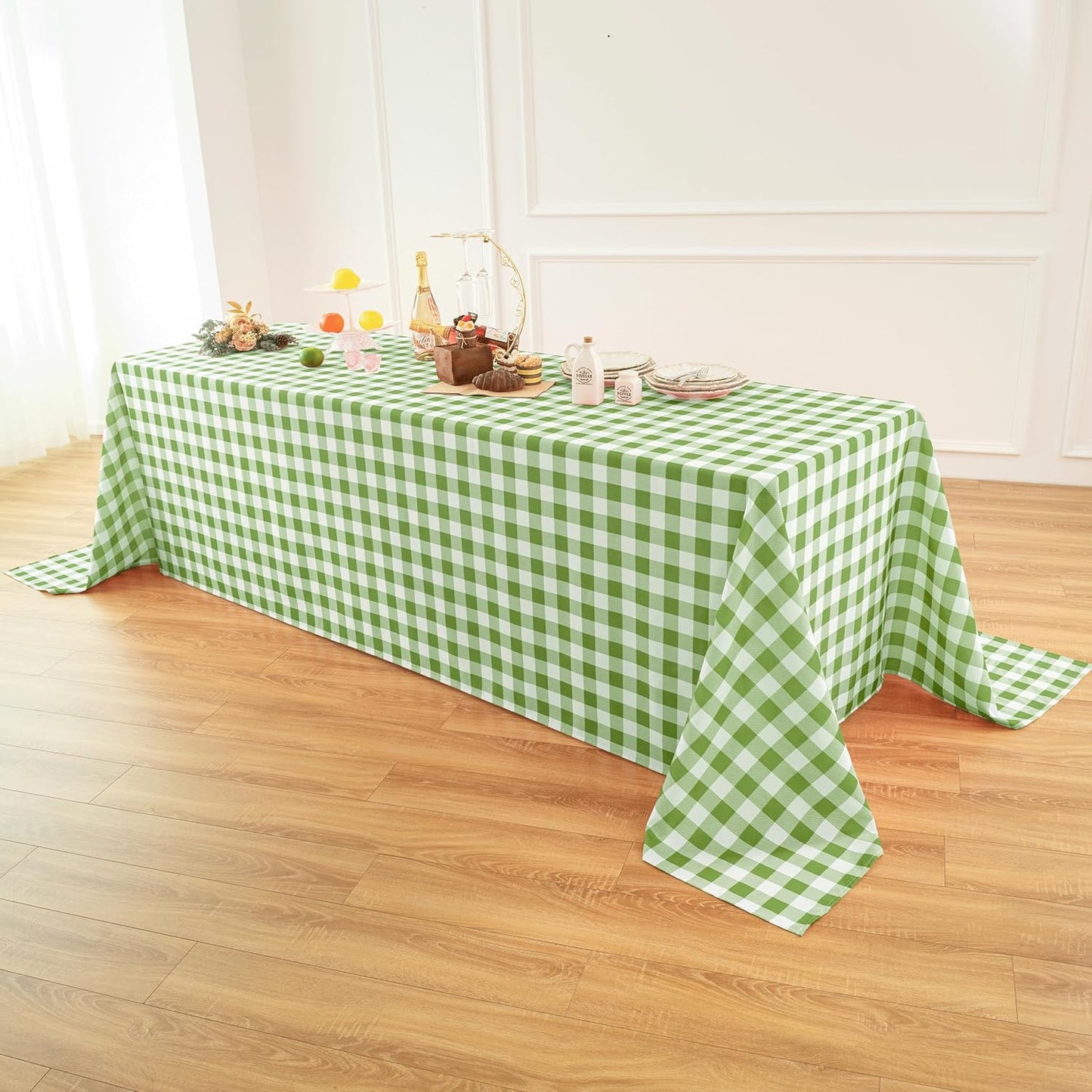 Classic Gingham Buffalo Tablecloth for Indoor and Outdoor Use