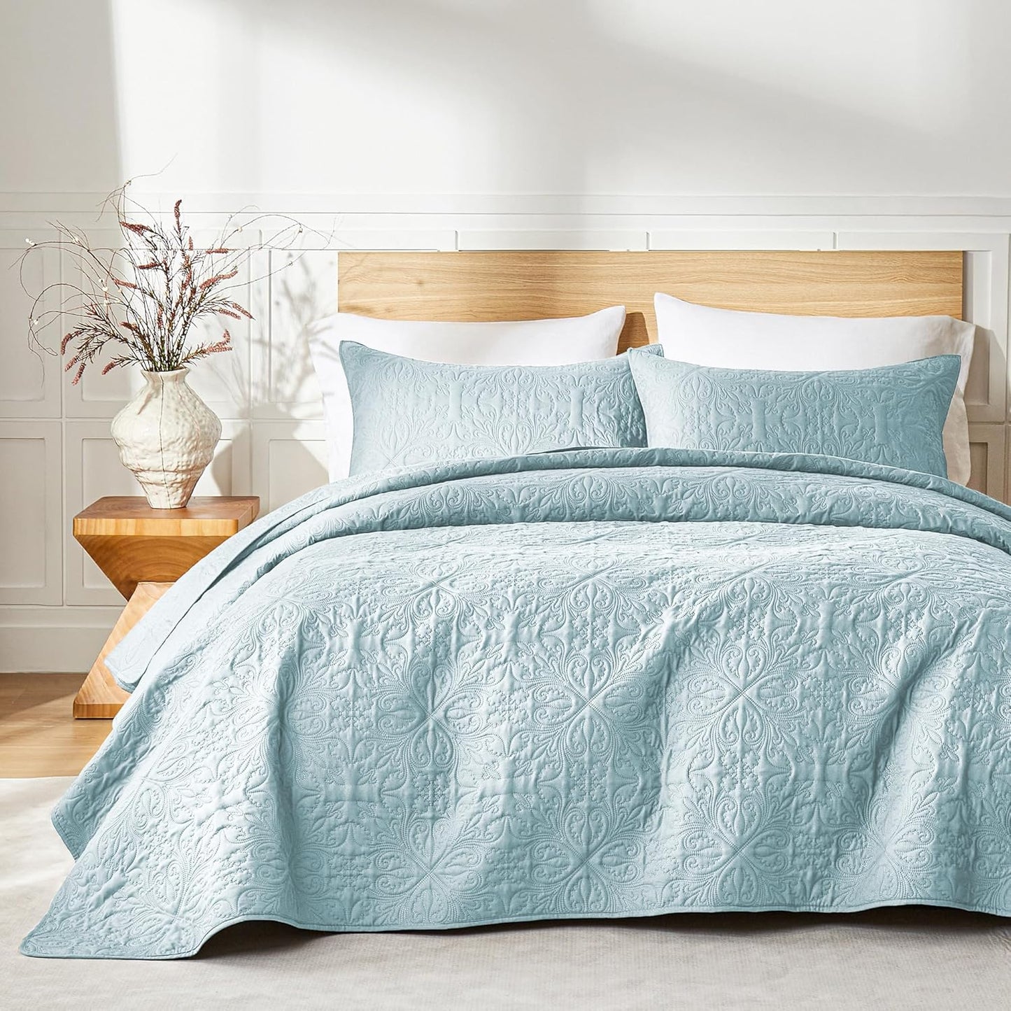 Sky Blue Full/Queen Quilt Set by akkialla for All Seasons