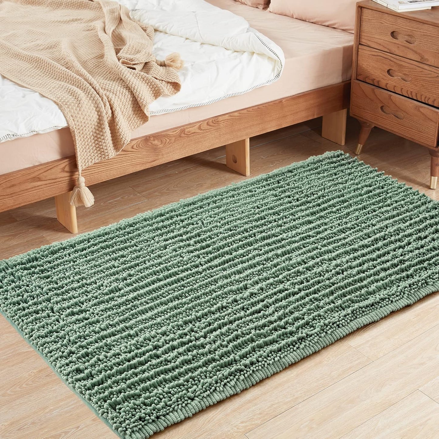 FLOLEOPA Soft Plush Microfiber Bathroom Rugs for Comfort
