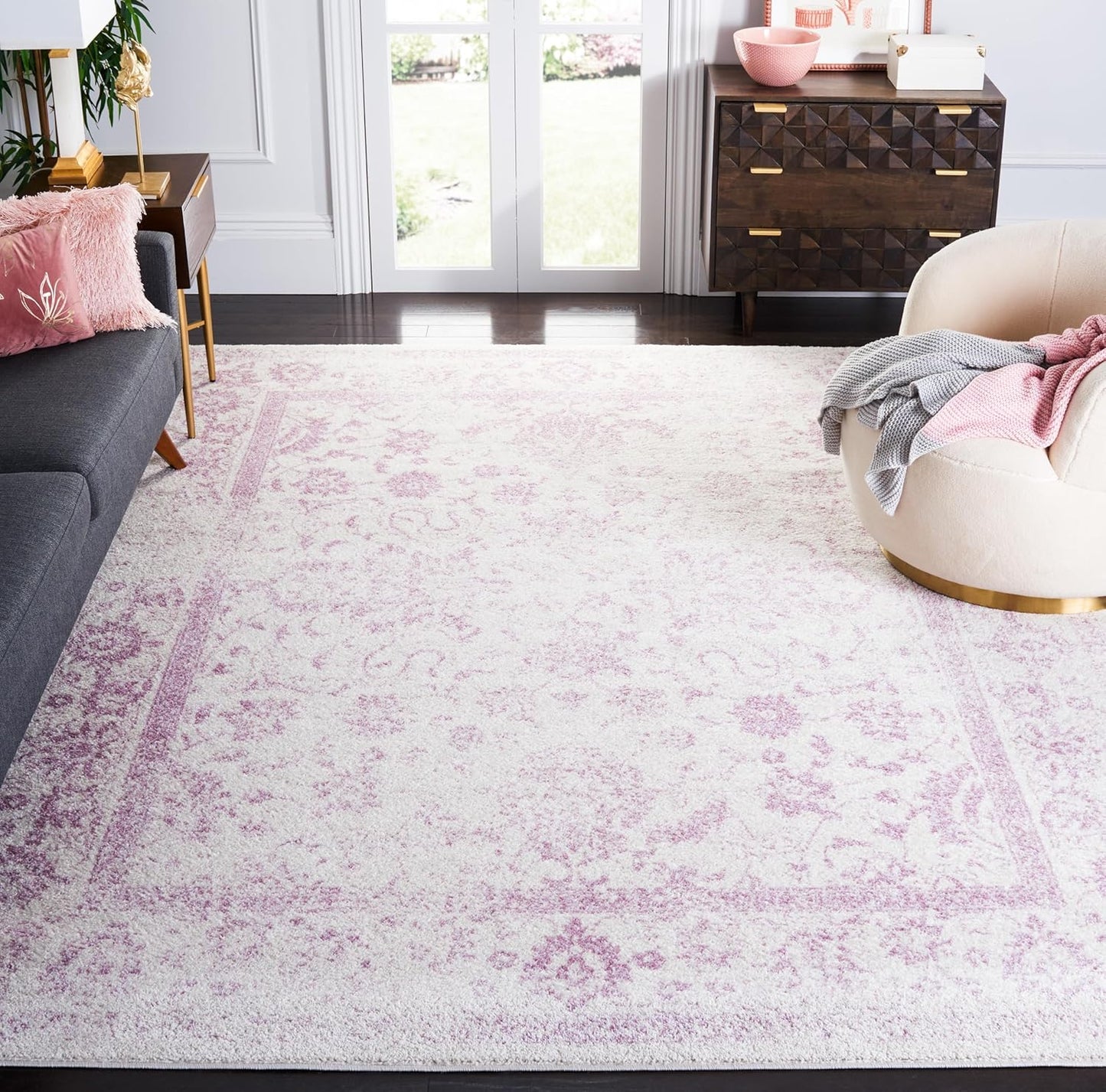 SAFAVIEH Adirondack Collection Area Rug - Durable & Stylish