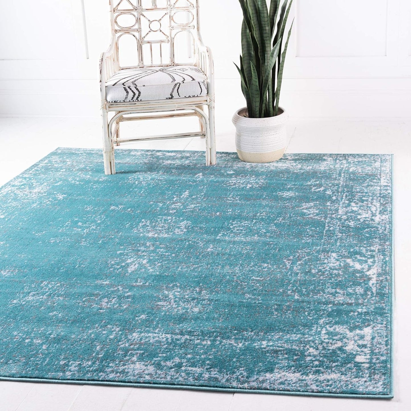 Unique Loom Sofia Collection Area Rug - Casino in Turquoise/Ivory