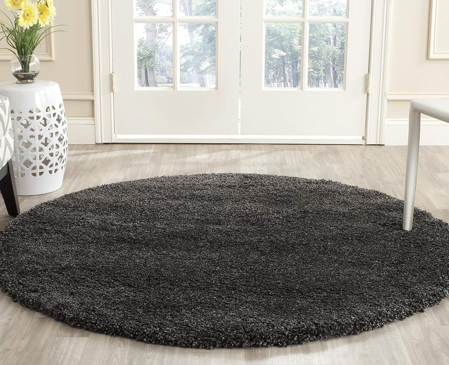 SAFAVIEH Milan Shag Collection 4ft Round Dark Grey Area Rug